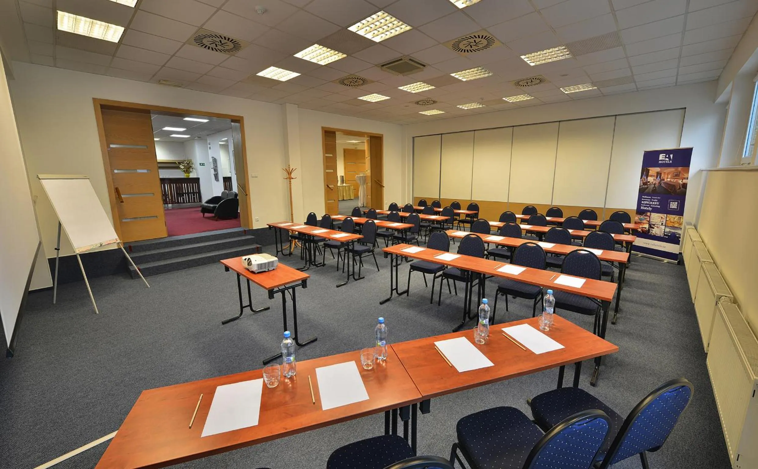 Meeting/conference room in EA Hotel Populus