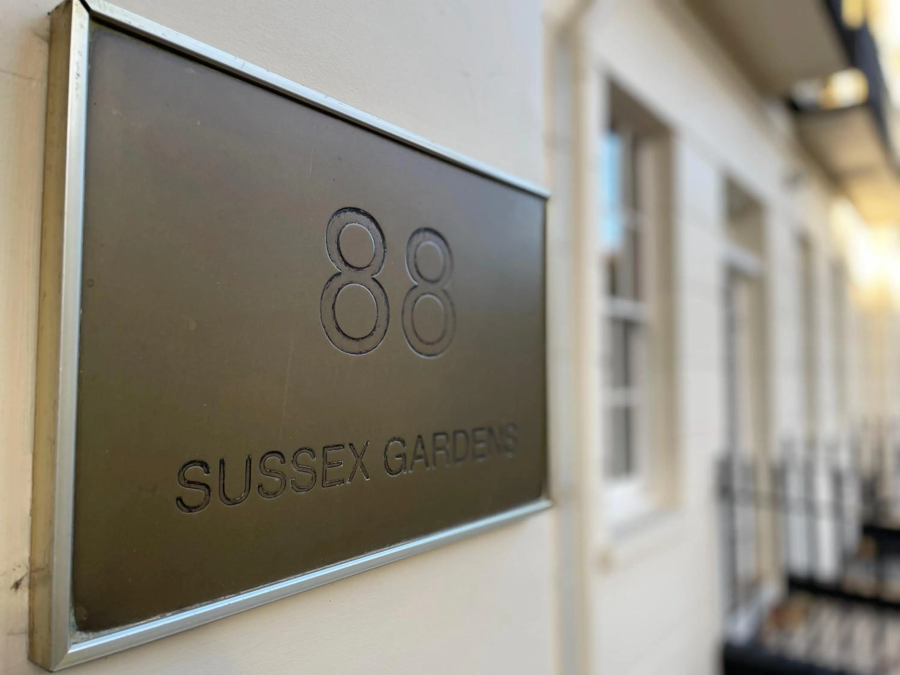 Facade/entrance in Orchard Hotel