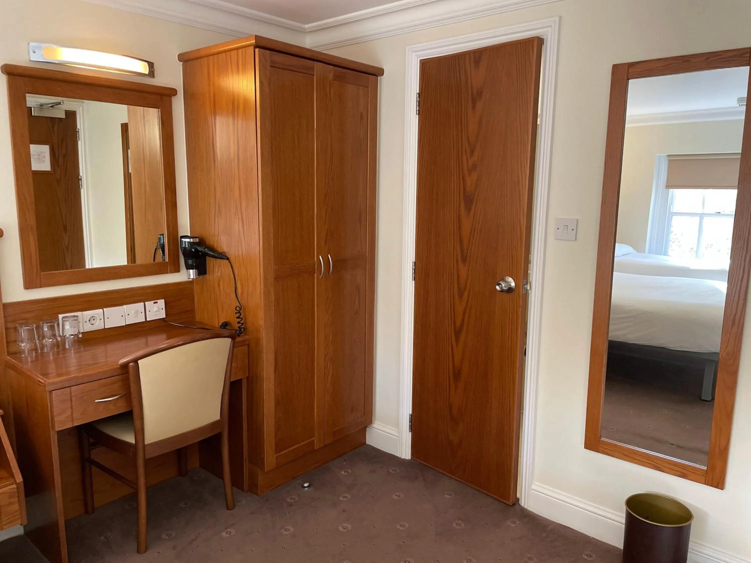 Bed in Orchard Hotel