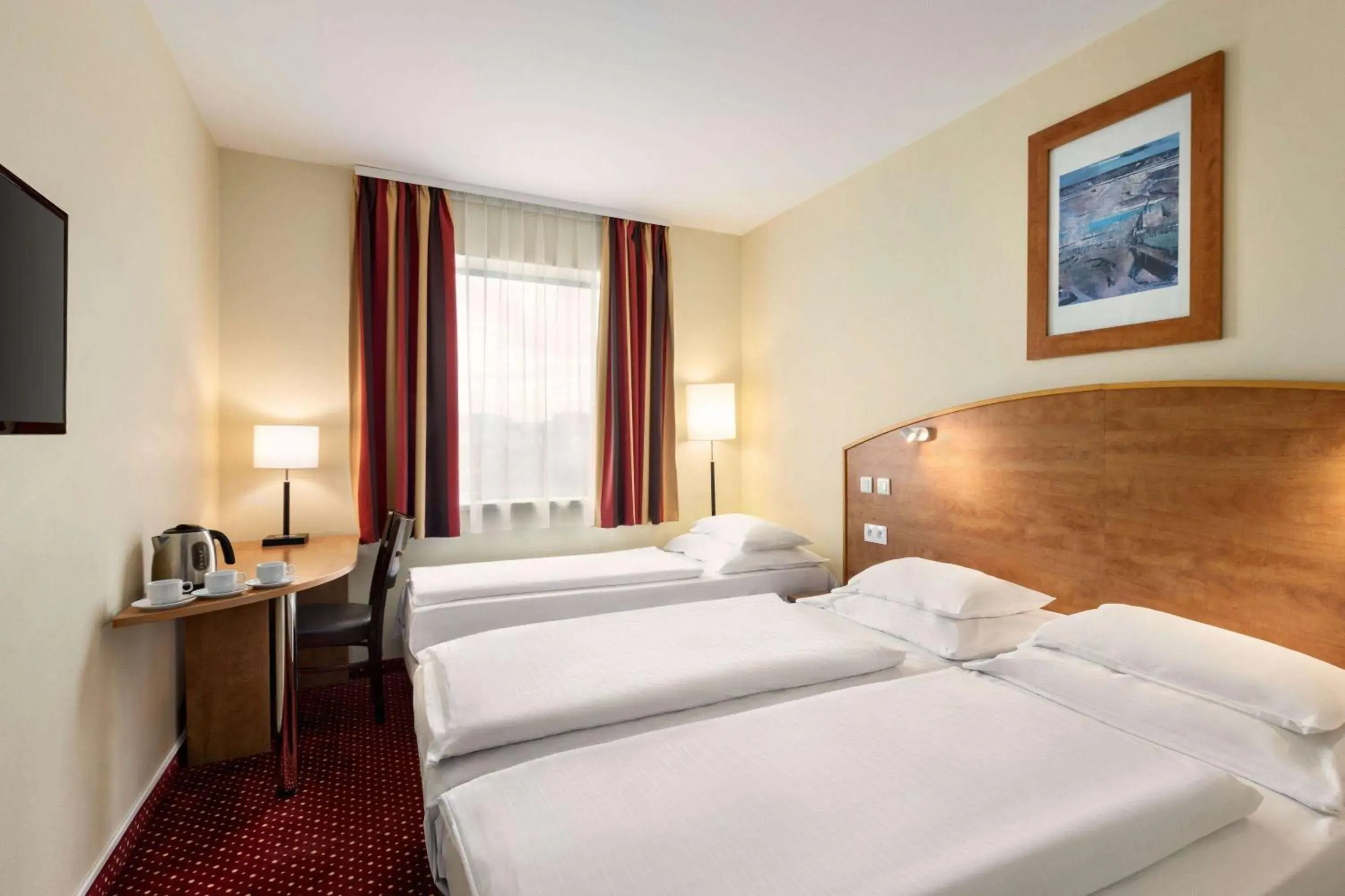 Photo of the whole room, Bed in Amedia Express Prague, Trademark Collection by Wyndham Photo of the whole room, Bed in Amedia Express Prague, Trademark Collection by Wyndham