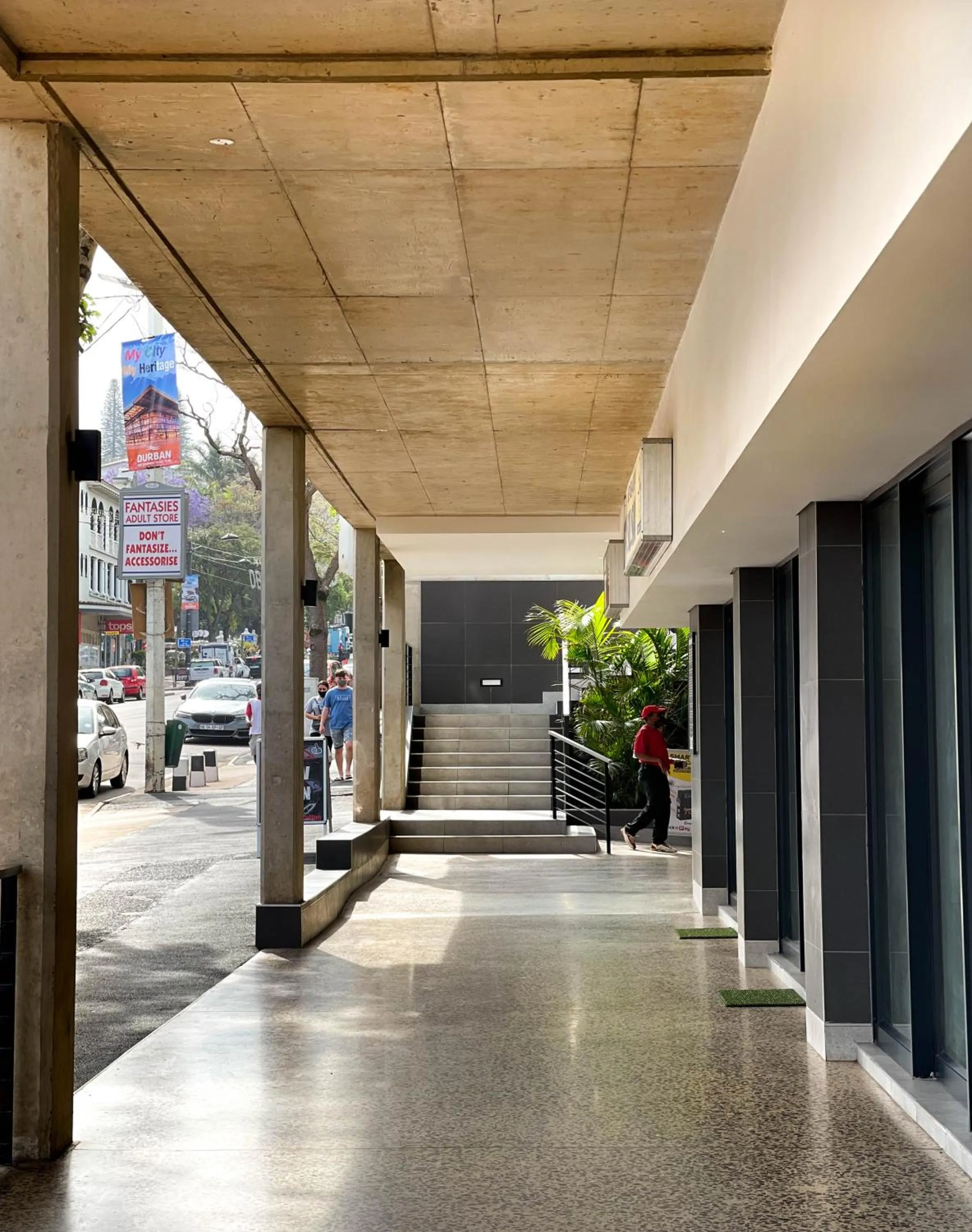 Property building in Glorystar 2Six2 Florida Road