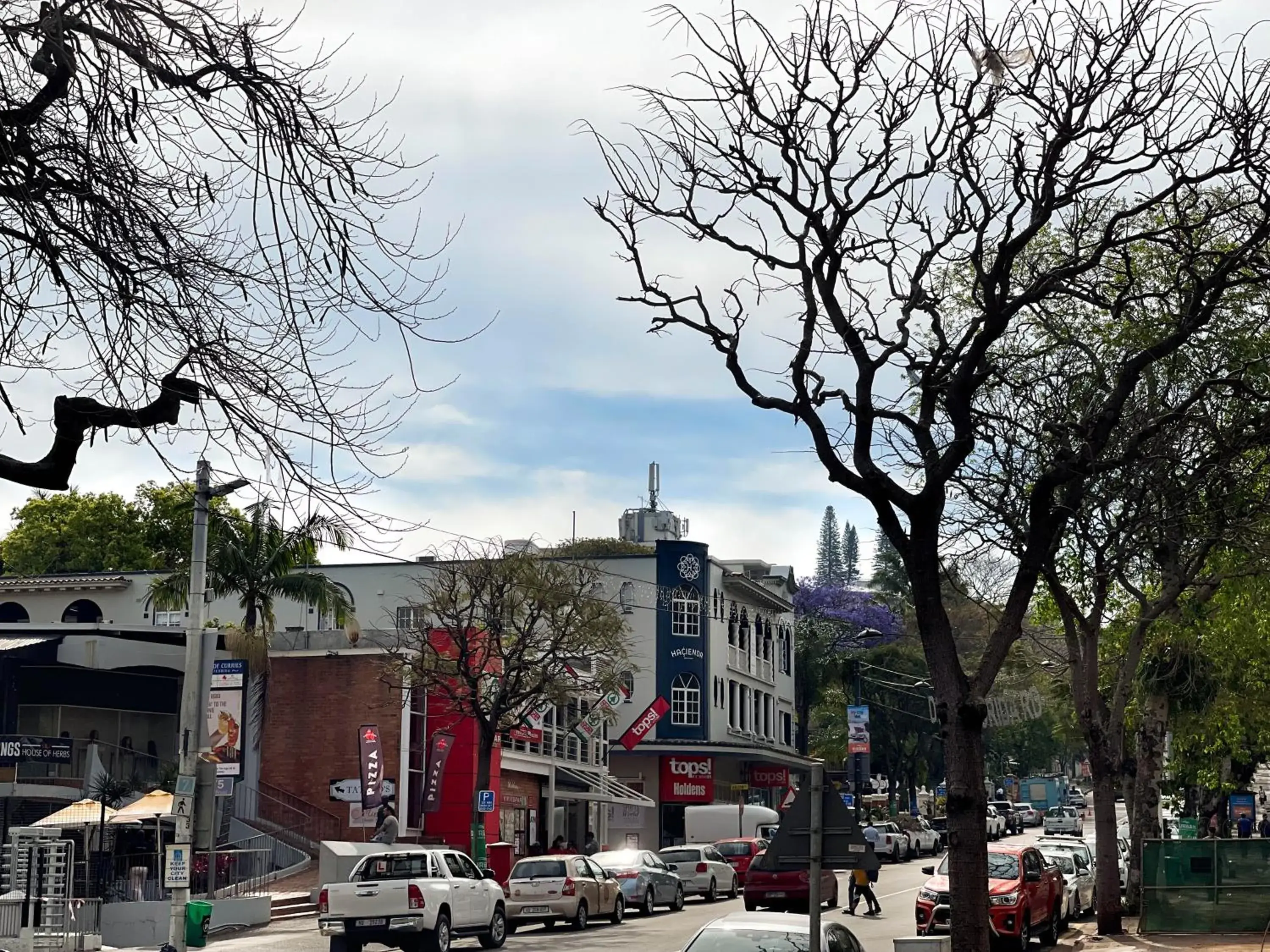 Property building in Glorystar 2Six2 Florida Road Property building in Glorystar 2Six2 Florida Road