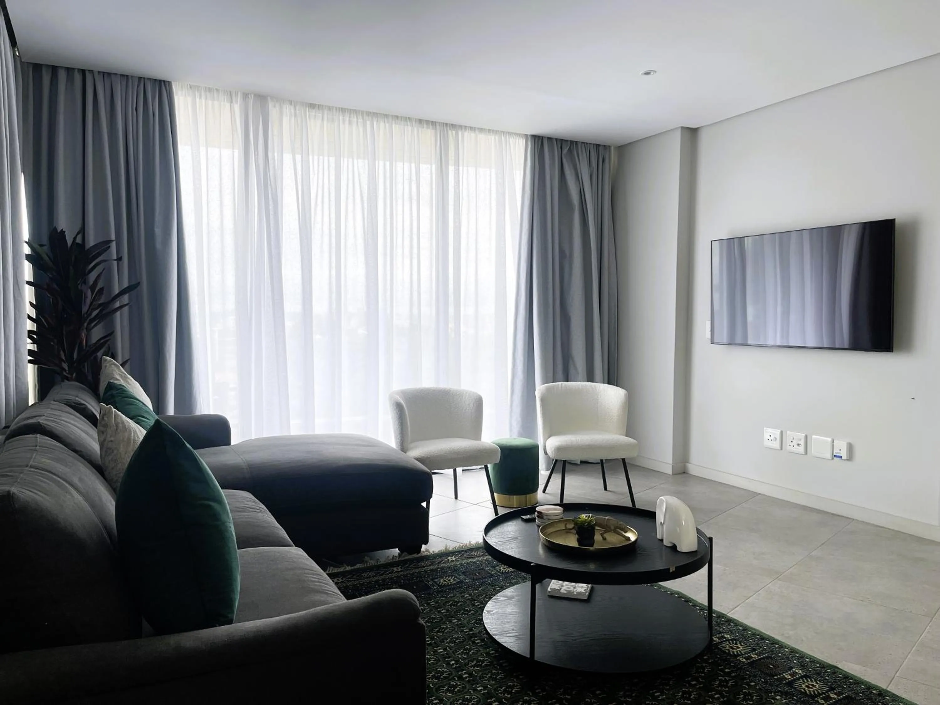 TV and multimedia in Glorystar 2Six2 Florida Road