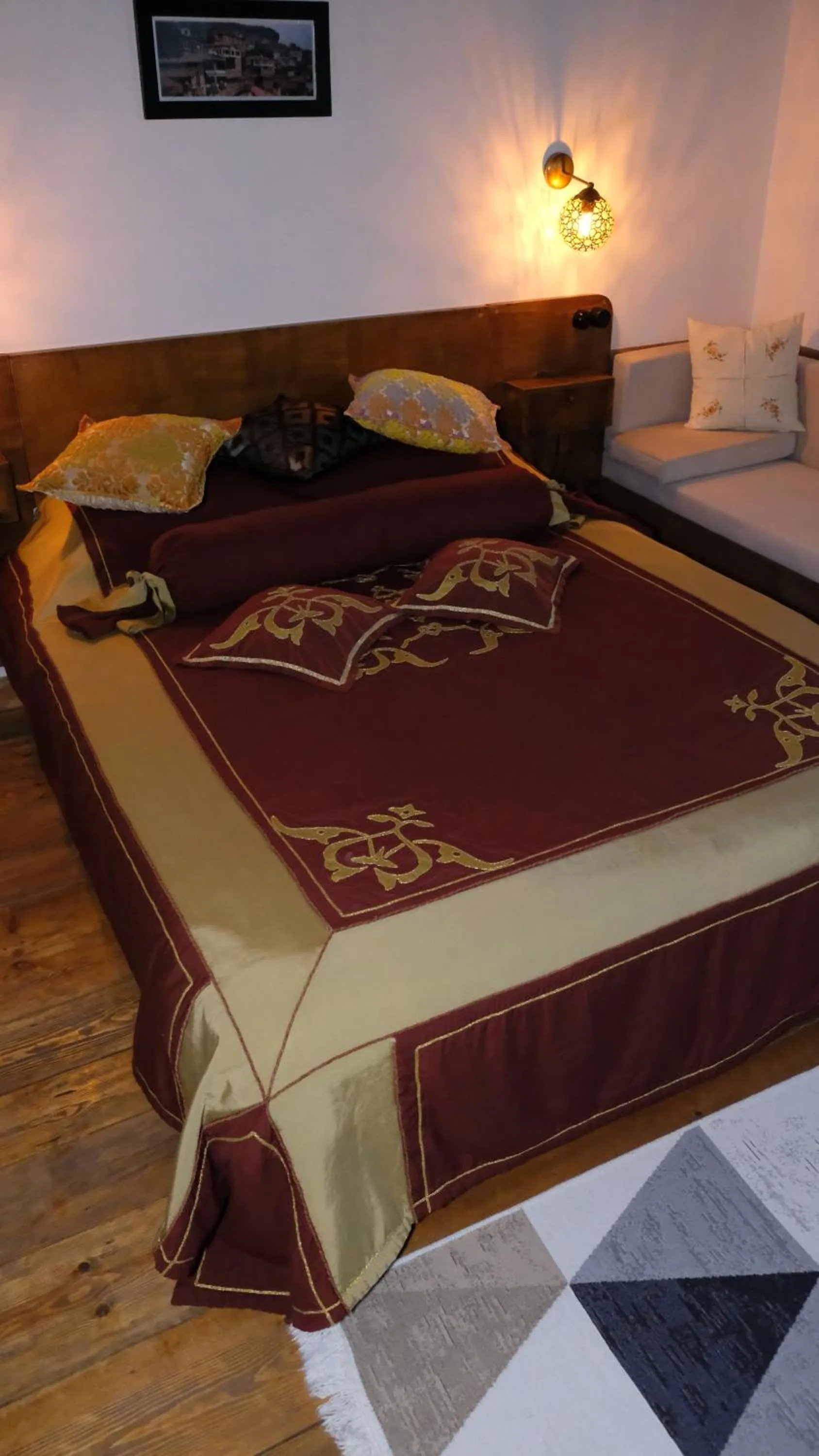 Bed in Konak Bindallı