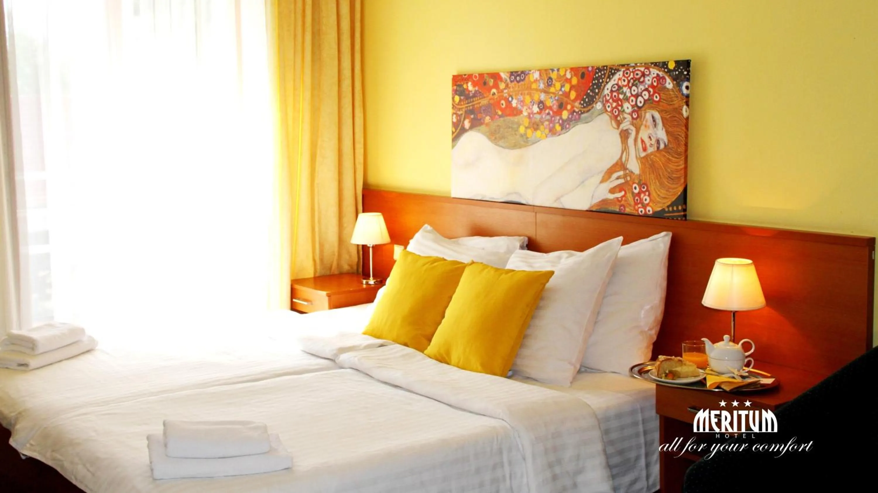 Bed in Hotel Meritum