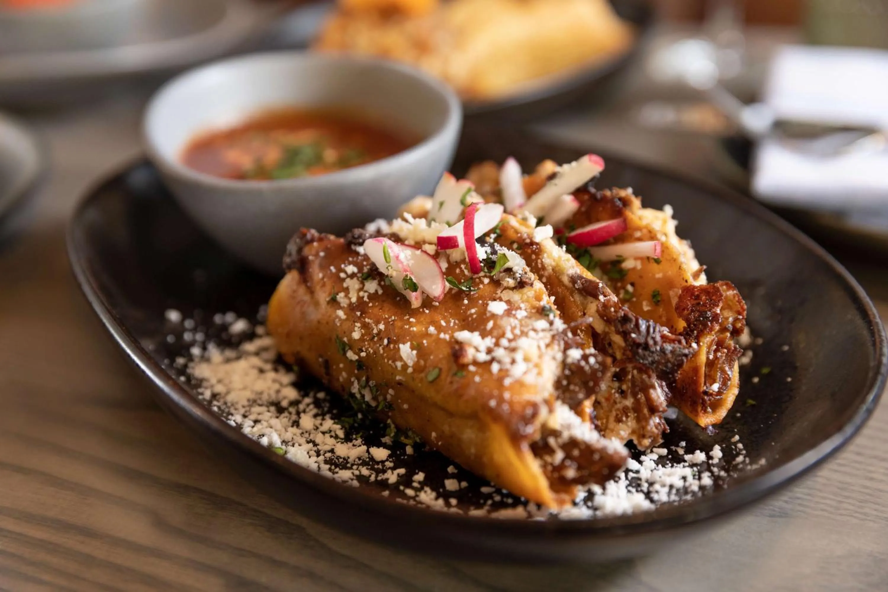 Restaurant/places to eat in The Slate Hotel Denver Downtown, Tapestry by Hilton