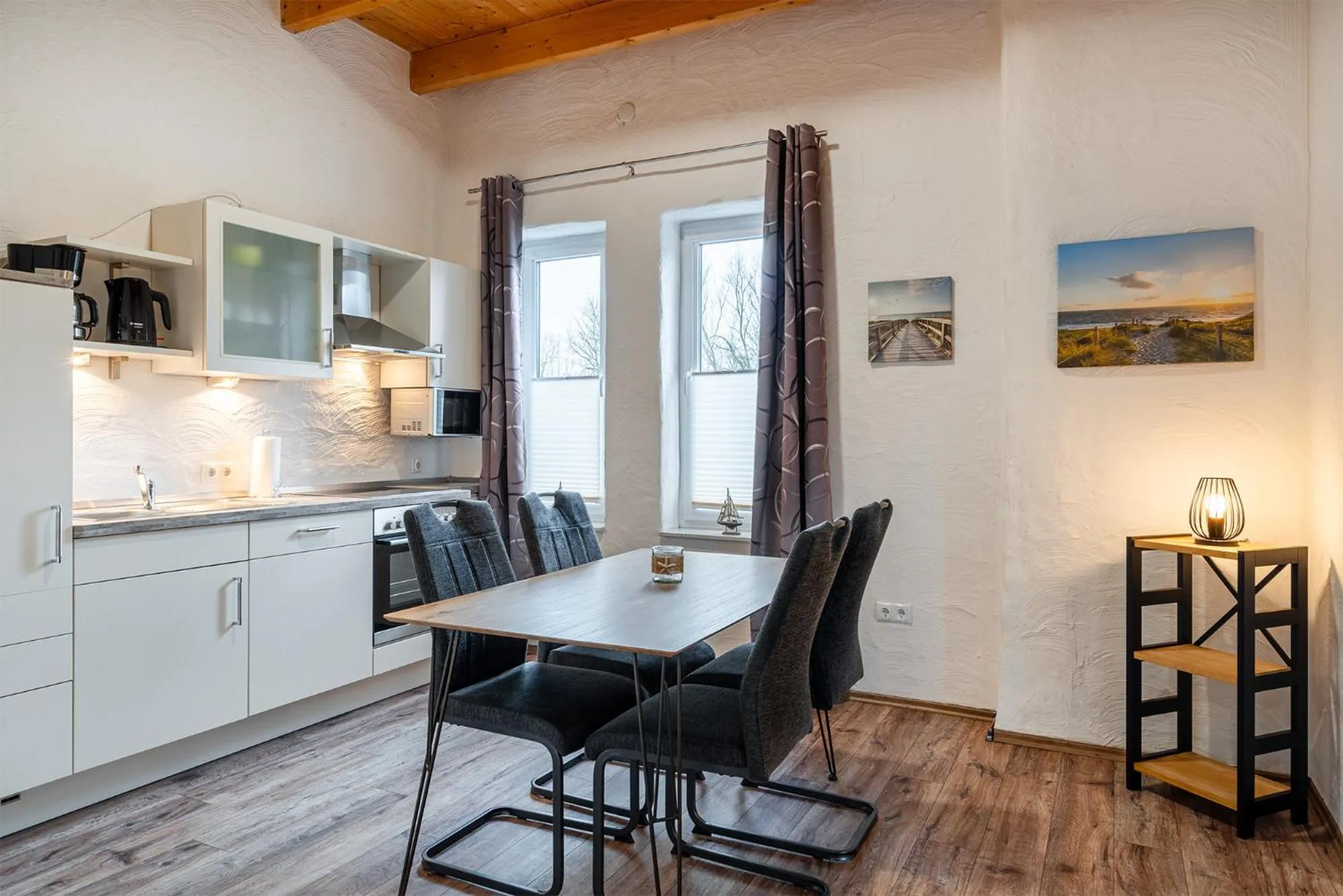 Kitchen or kitchenette in Villa Moorstern am Badesee Tannenhausen