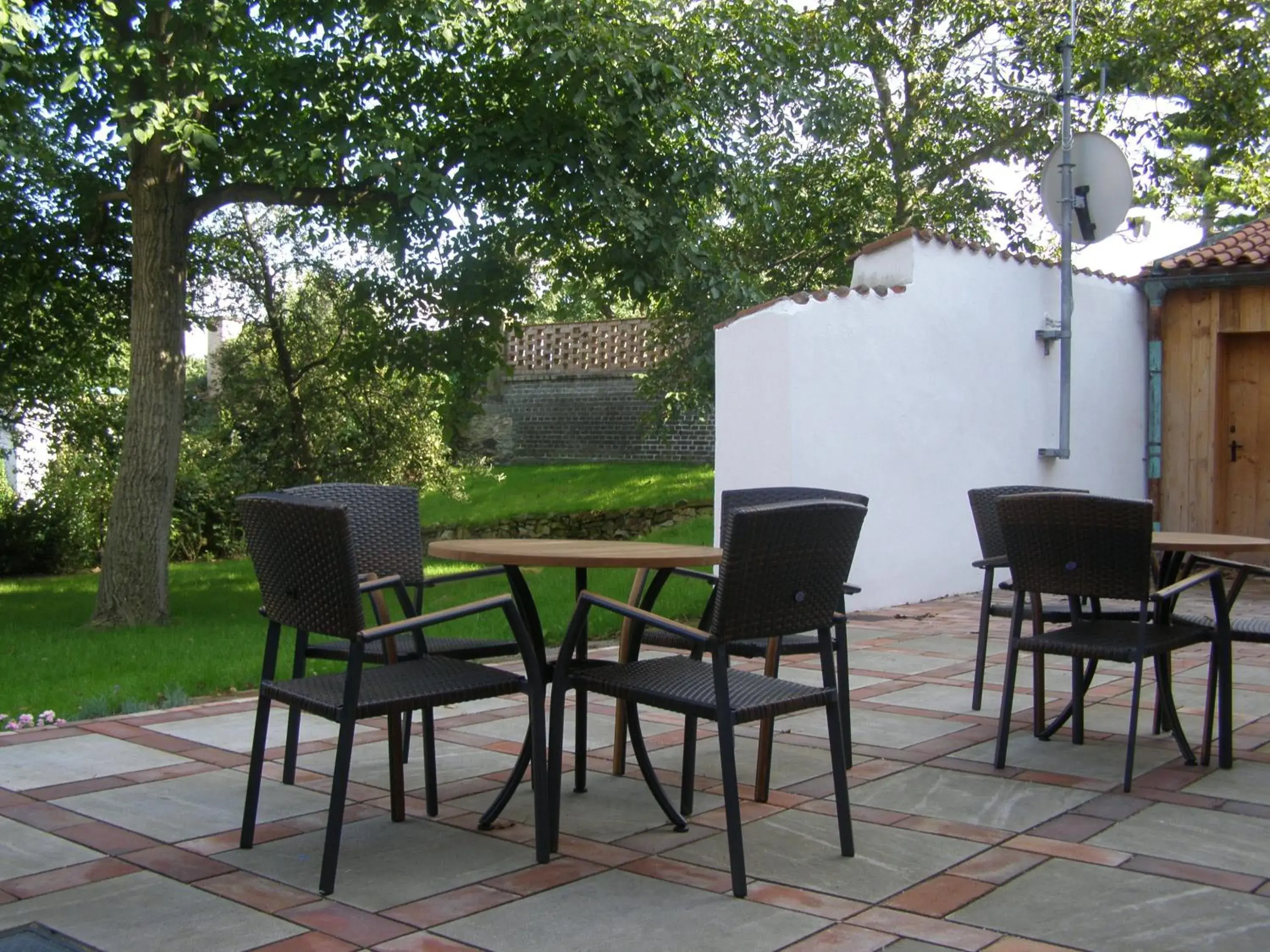 Restaurant/places to eat in Monastery Hotel Restaurant/places to eat in Monastery Hotel