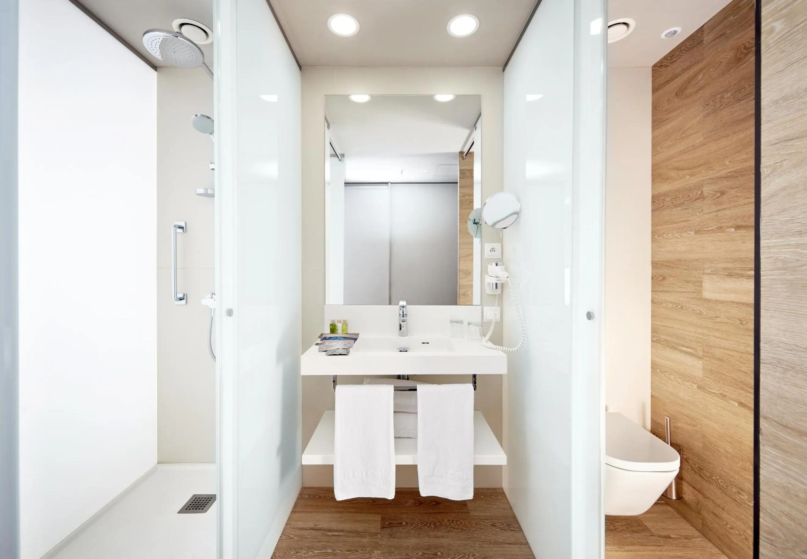 Toilet in Occidental Praha