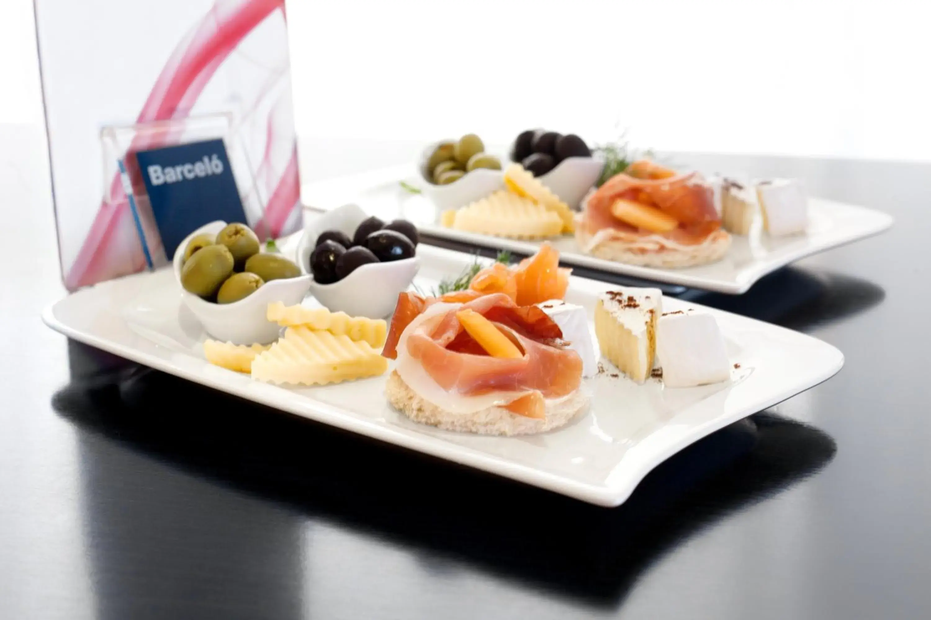 Food and drinks in Occidental Praha Food and drinks in Occidental Praha