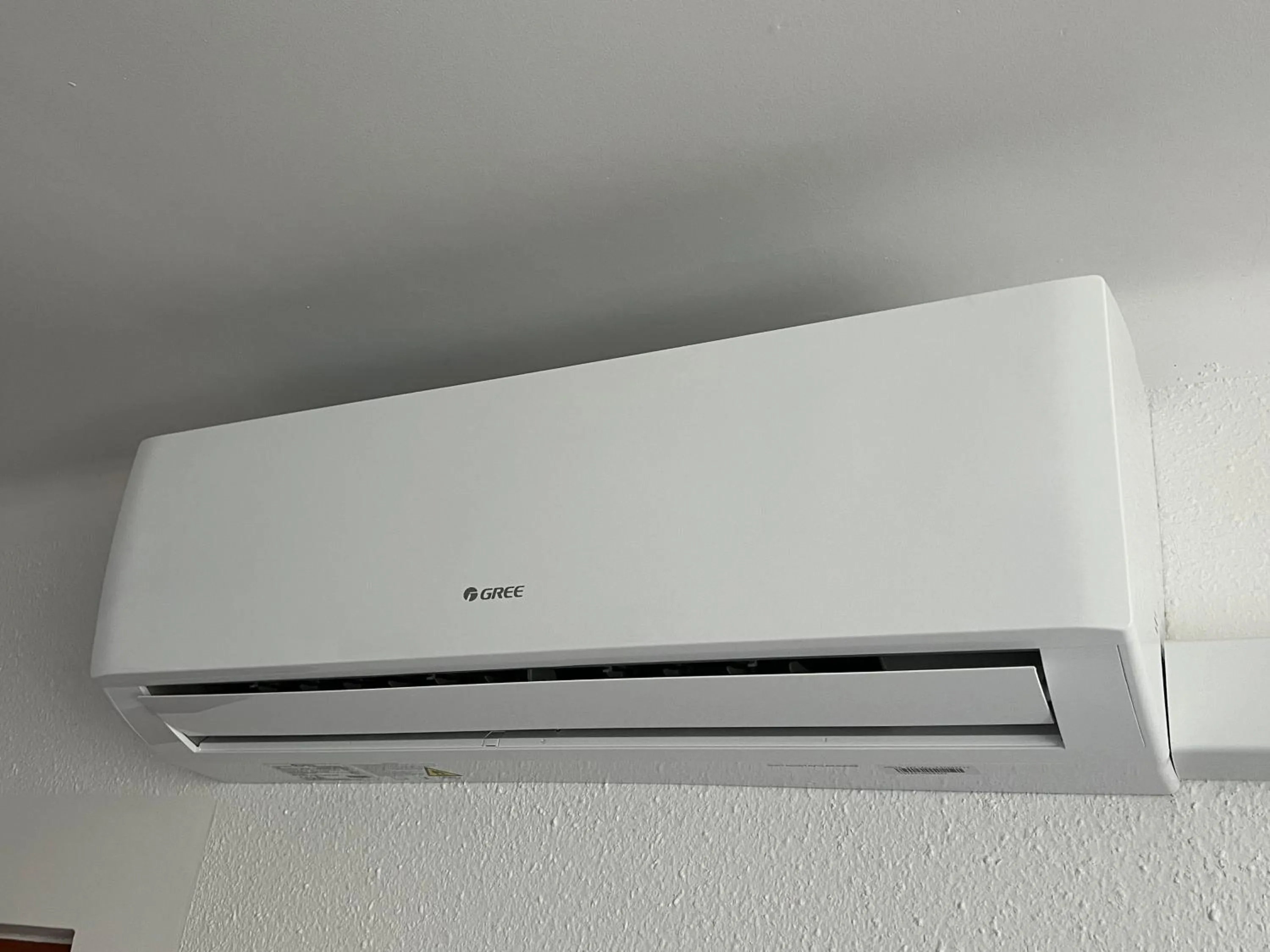 air conditioner in Zajazd Gościniec