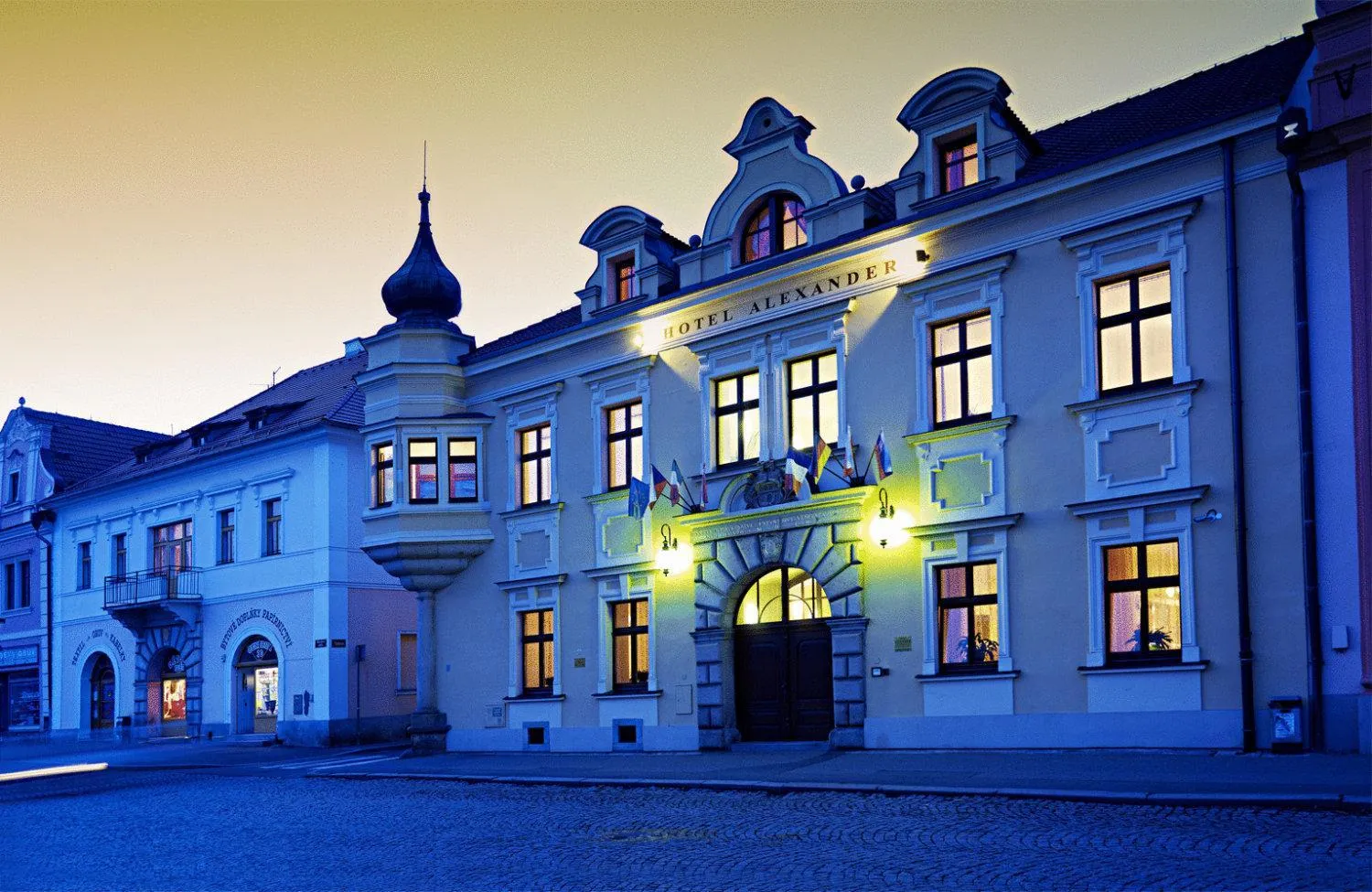 Property building in Alexander