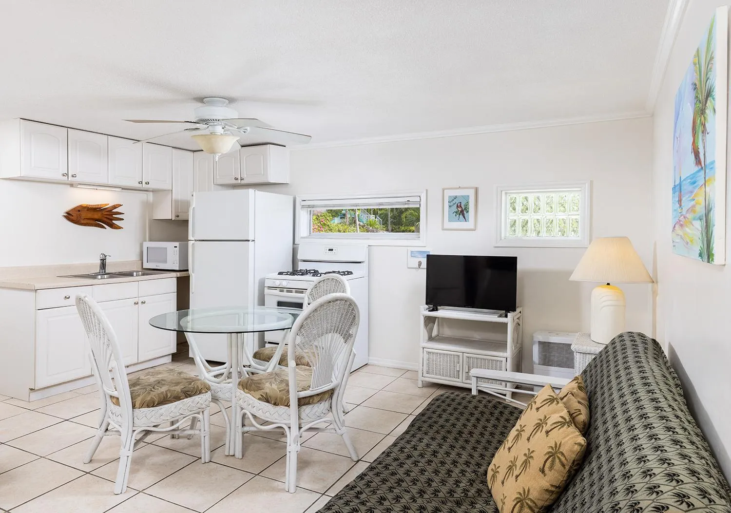 Kitchen or kitchenette in Gulf View Waterfront Resort