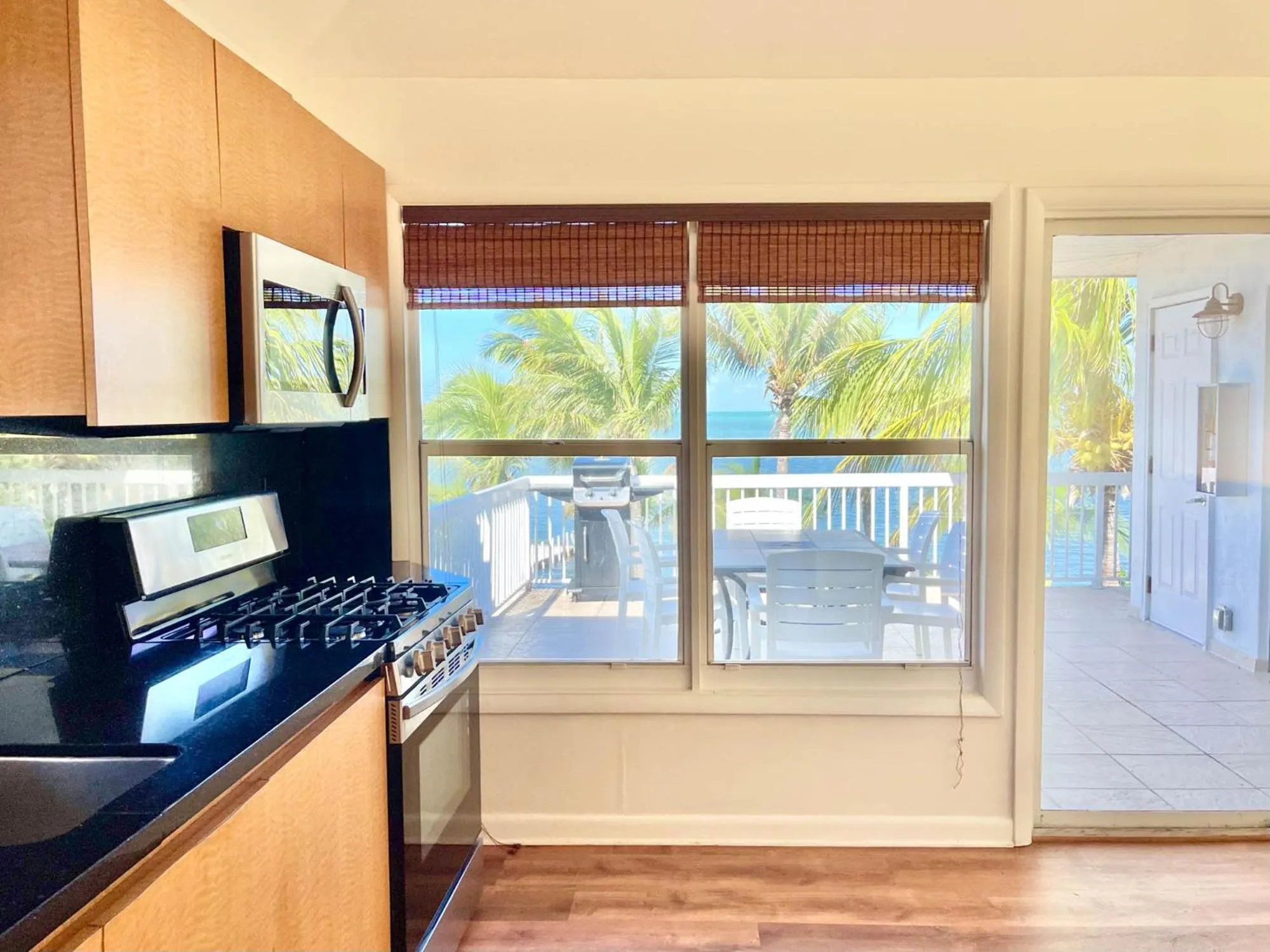 Kitchen or kitchenette in Gulf View Waterfront Resort