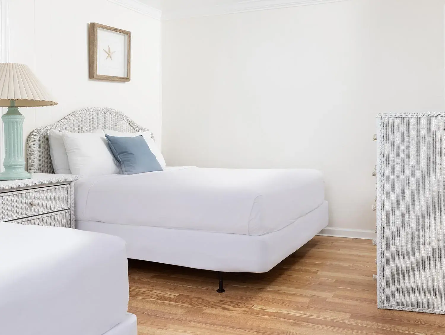 Bed in Gulf View Waterfront Resort Bed in Gulf View Waterfront Resort