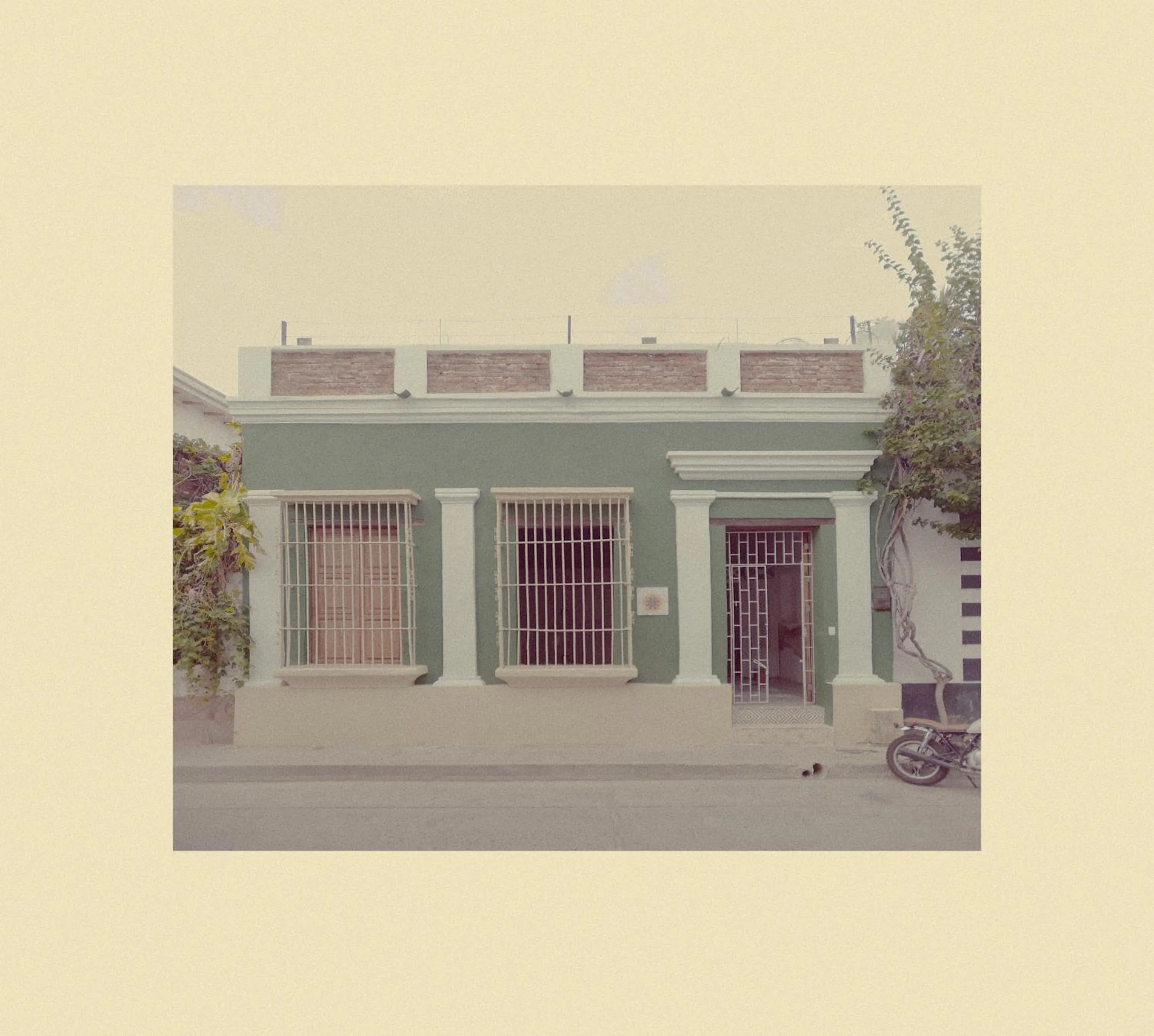 Property building in La Casa del Totumo