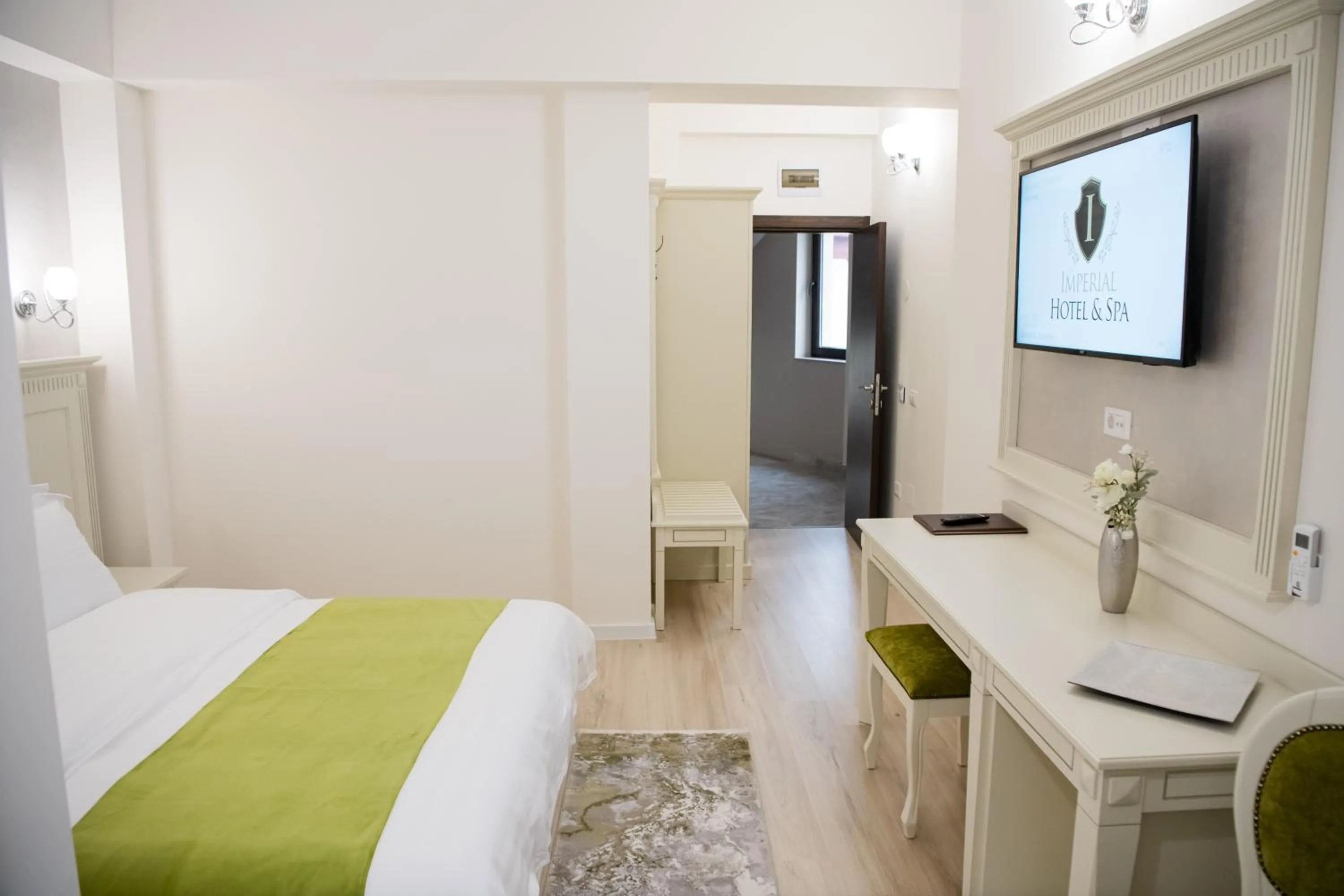 TV and multimedia, Bed in Imperial Hotel&Spa - Baile Olanesti