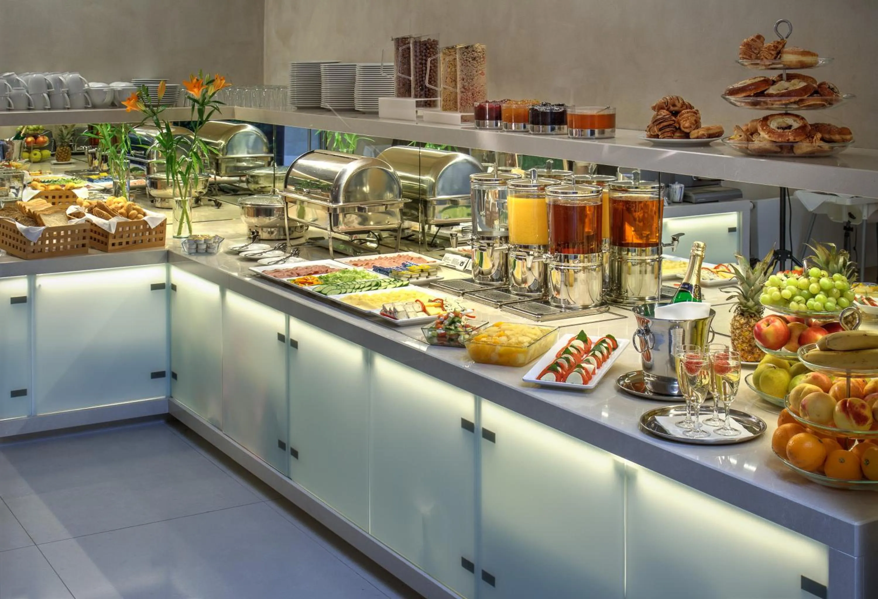 Food and drinks in Bishop's House