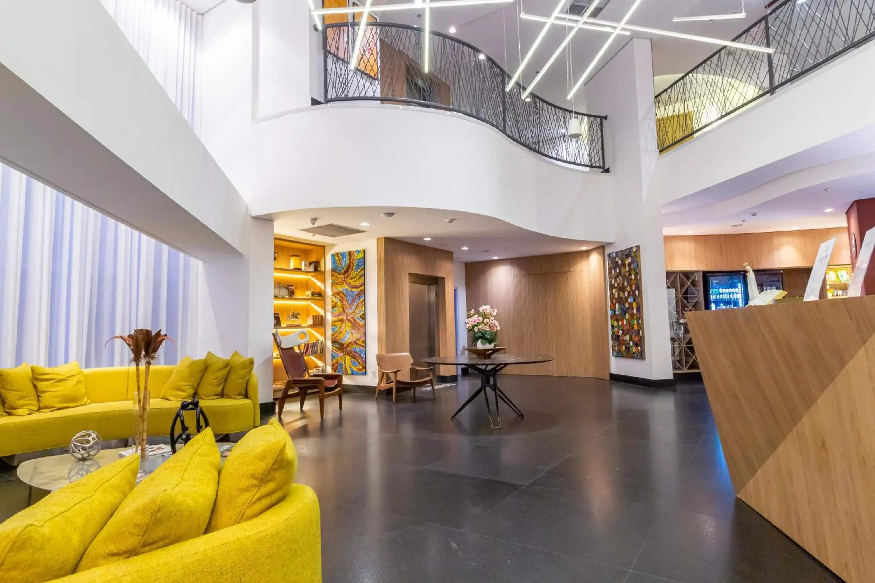 Lobby or reception in Hotel Cassino Tower São José do Rio Preto by Nacional Inn Lobby or reception in Hotel Cassino Tower São José do Rio Preto by Nacional Inn