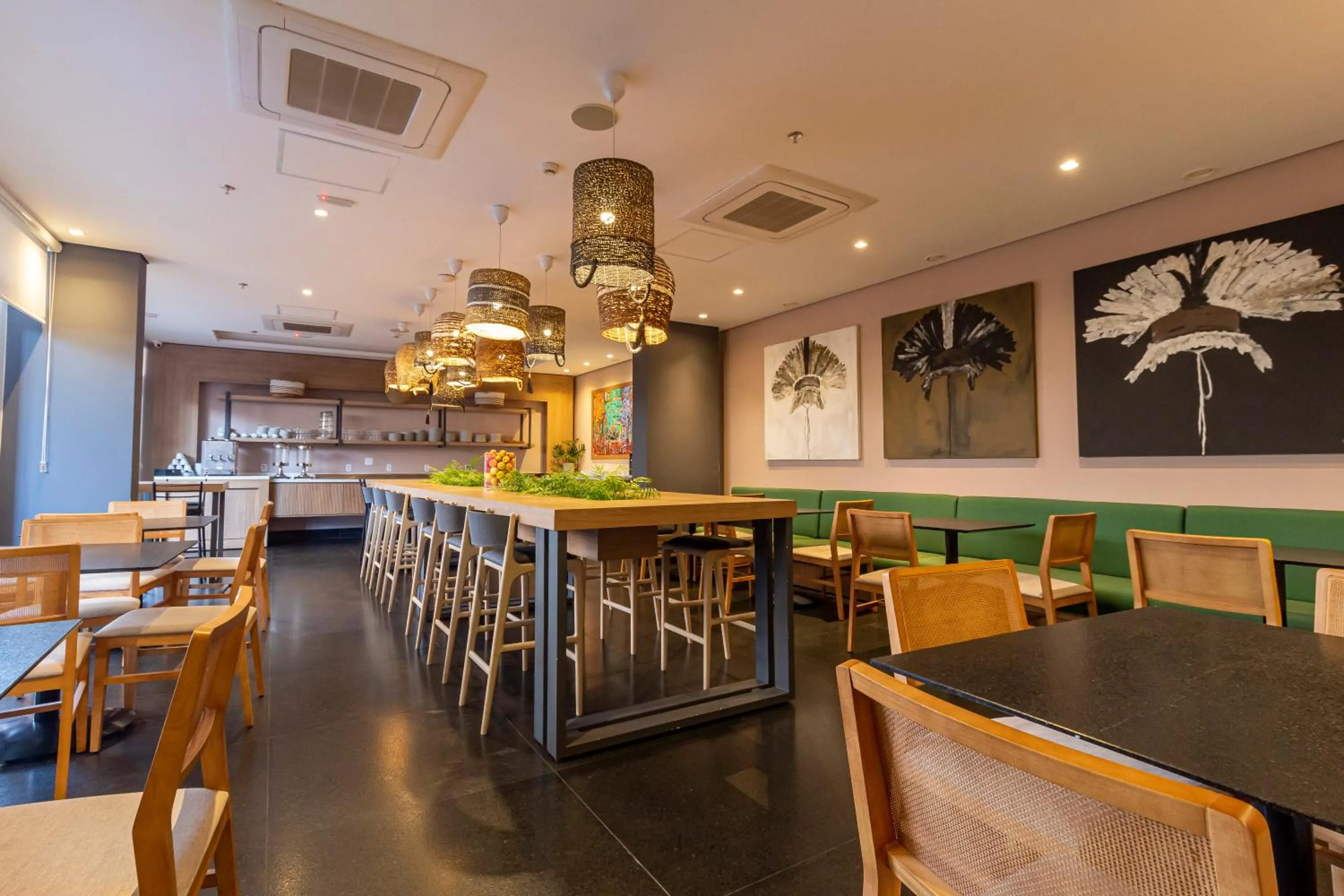 Restaurant/places to eat in Hotel Cassino Tower São José do Rio Preto by Nacional Inn