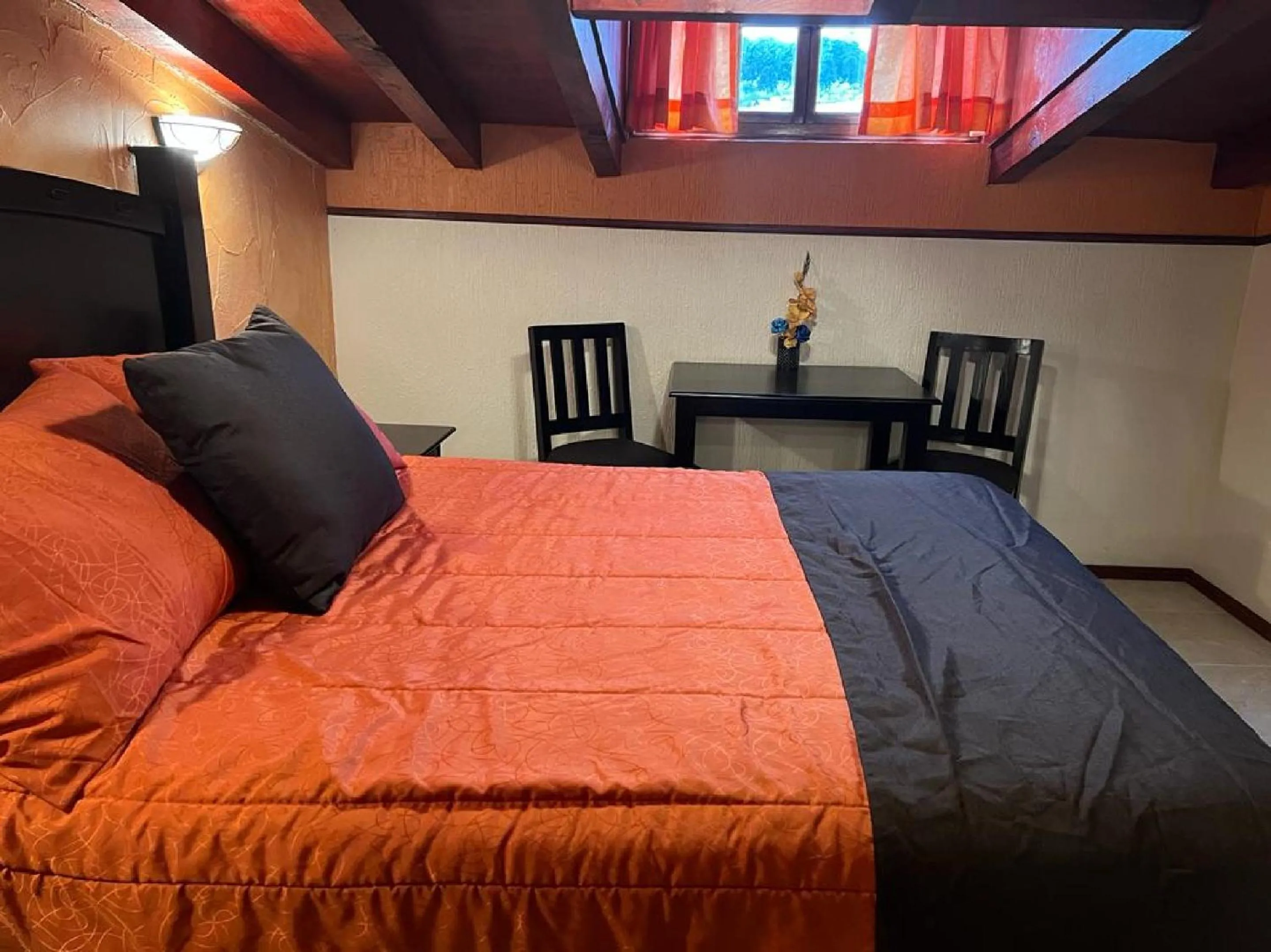 Bed in Hotel Paraiso Real Plus