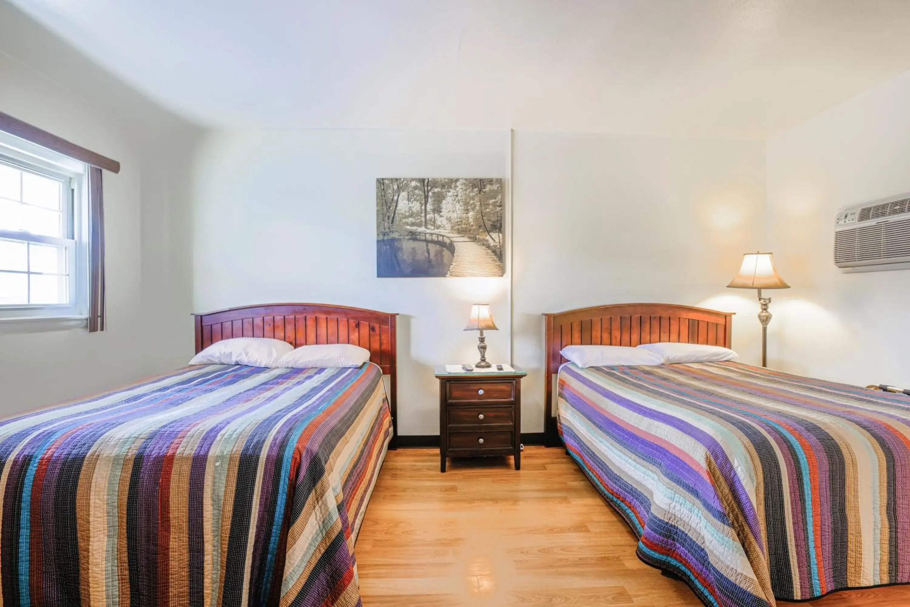 Bedroom, Bed in Cadiz Motel by OYO on route 250 Bedroom, Bed in Cadiz Motel by OYO on route 250