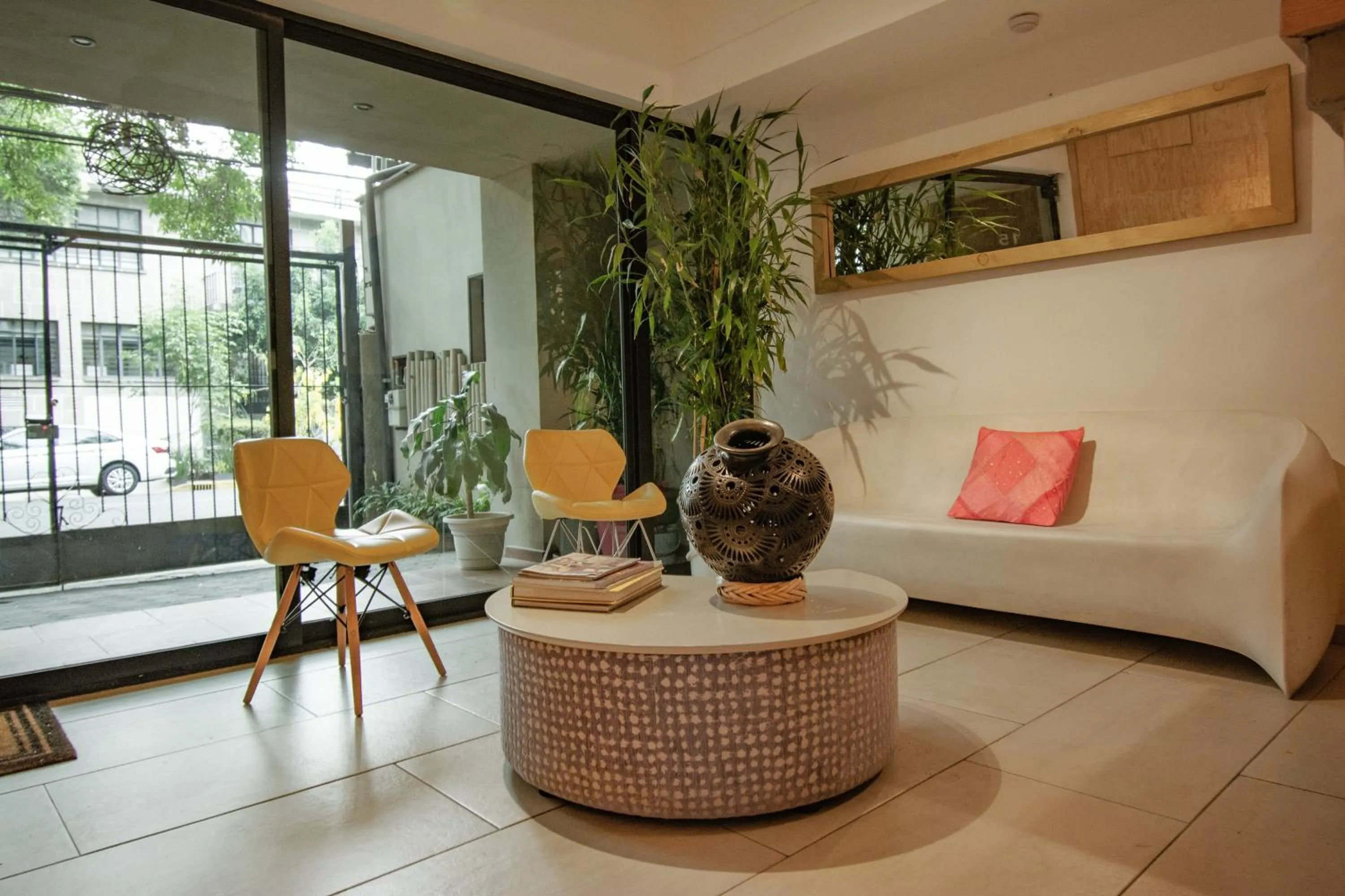 Lobby or reception in Capital O Hotel Terraza 158