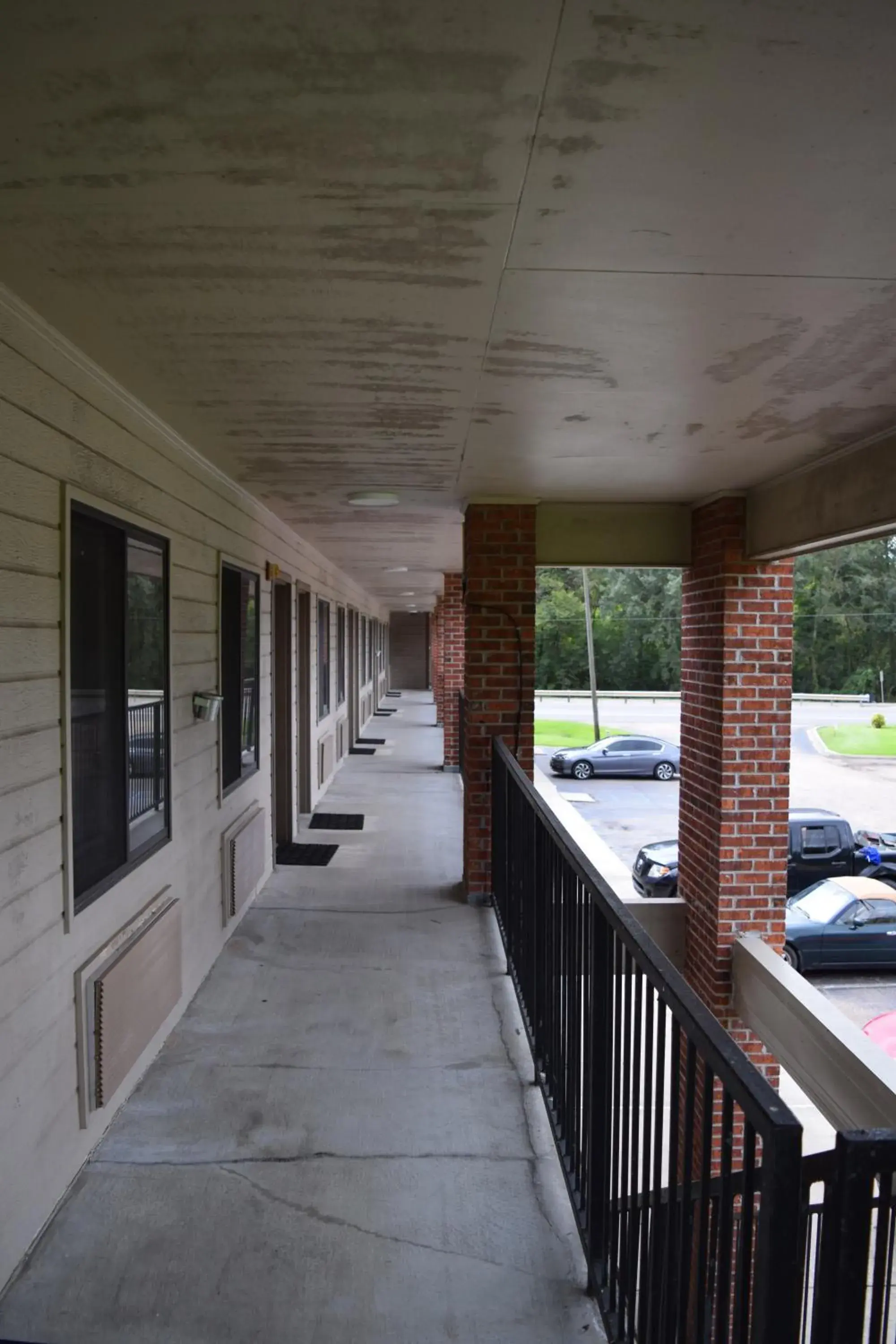 Lobby or reception in Value Inn - Livonia Lobby or reception in Value Inn - Livonia