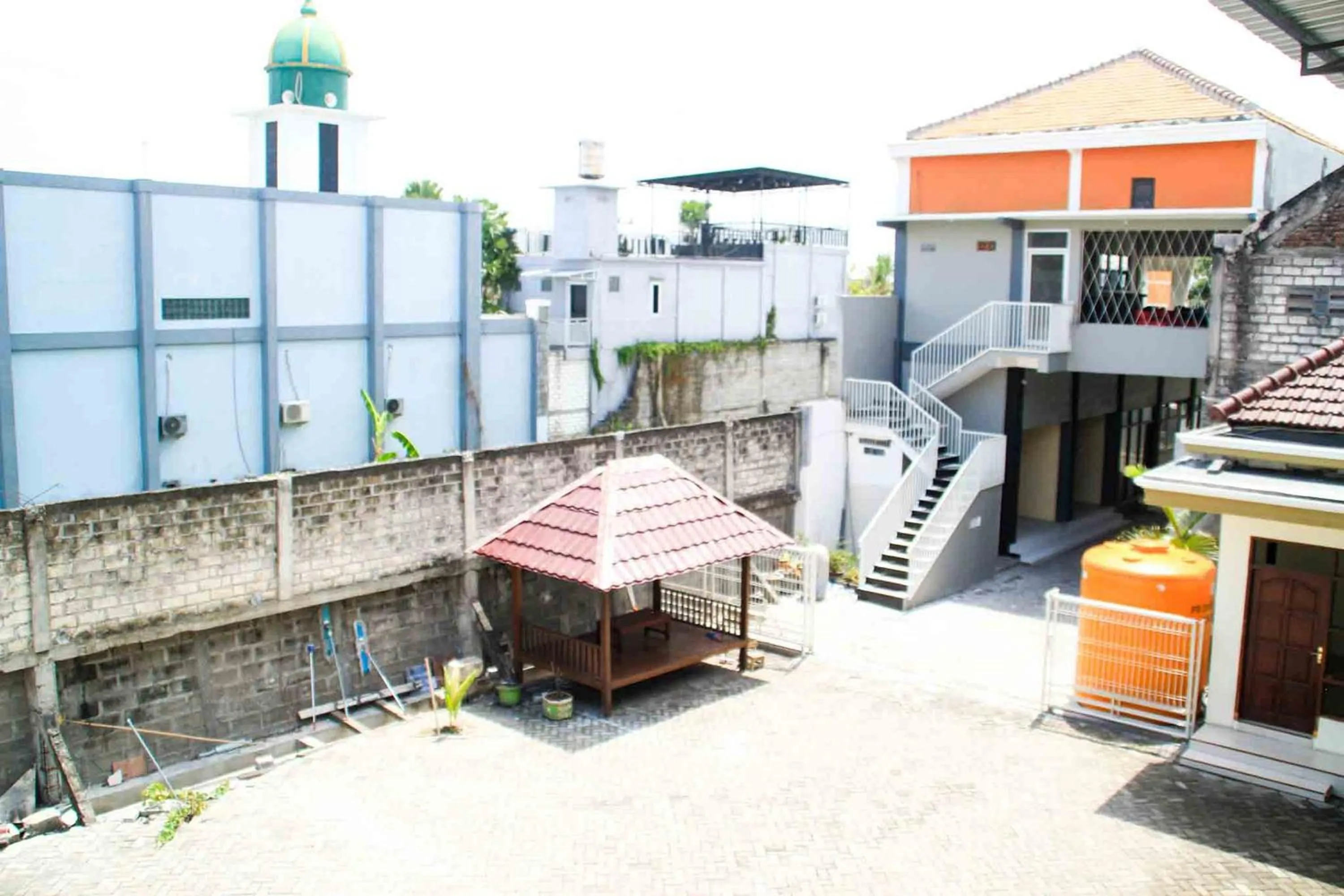 Patio in Puri Karomah Syariah RedPartner