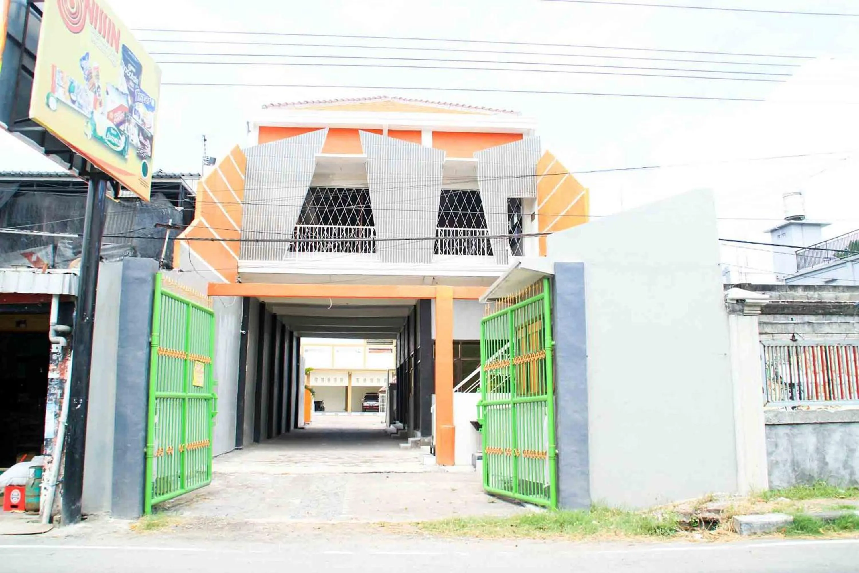 Puri Karomah Syariah RedPartner