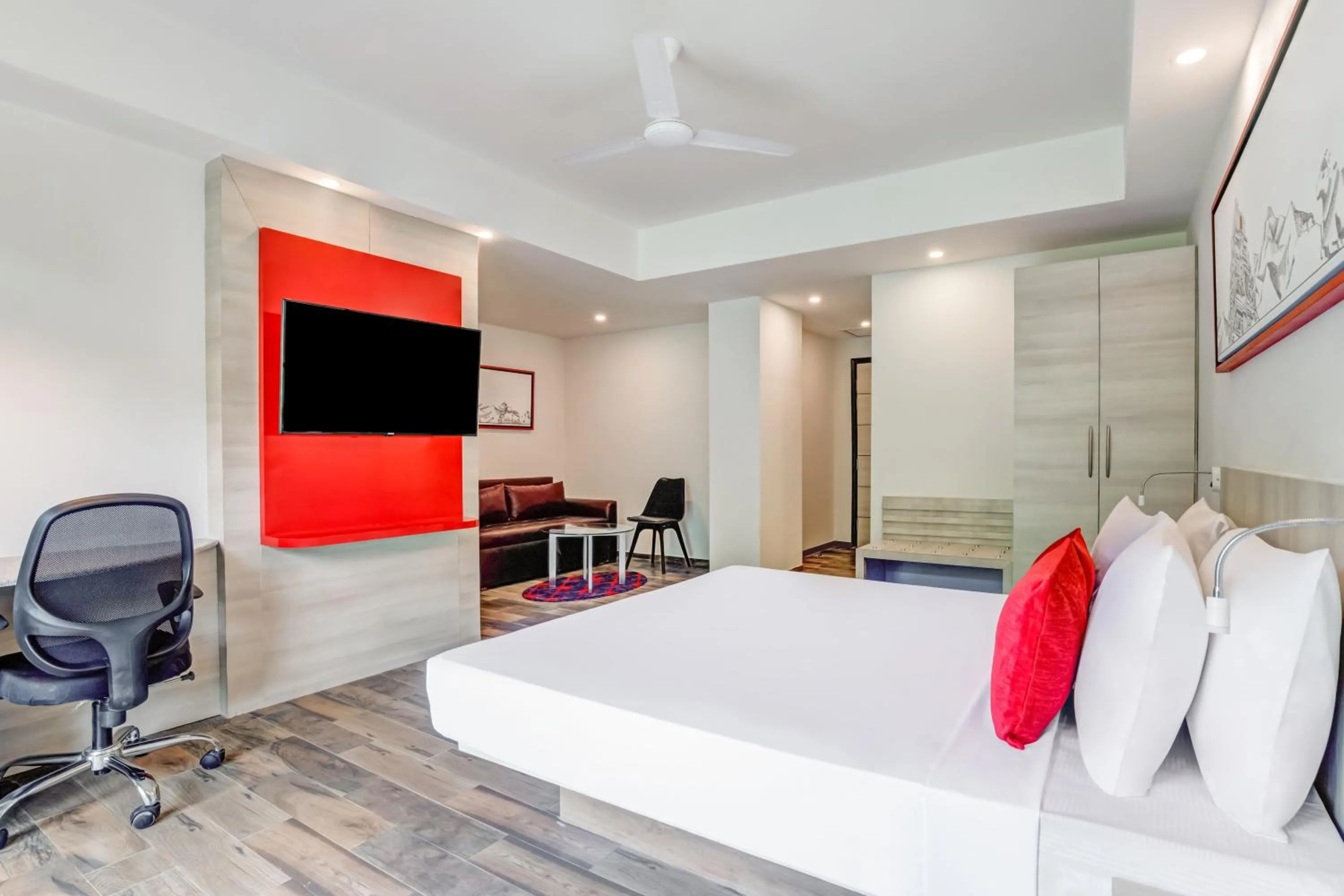 Bedroom, Bed in Red Fox by Lemon Tree Hotels, Neelkanth