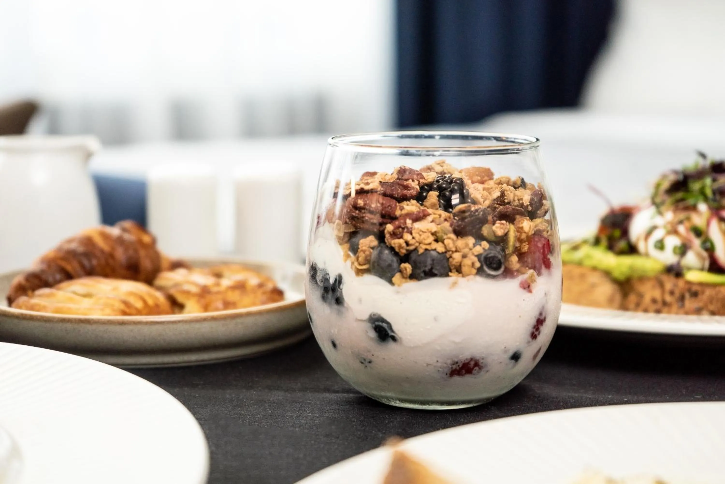 Breakfast in The LaSalle Chicago, Autograph Collection