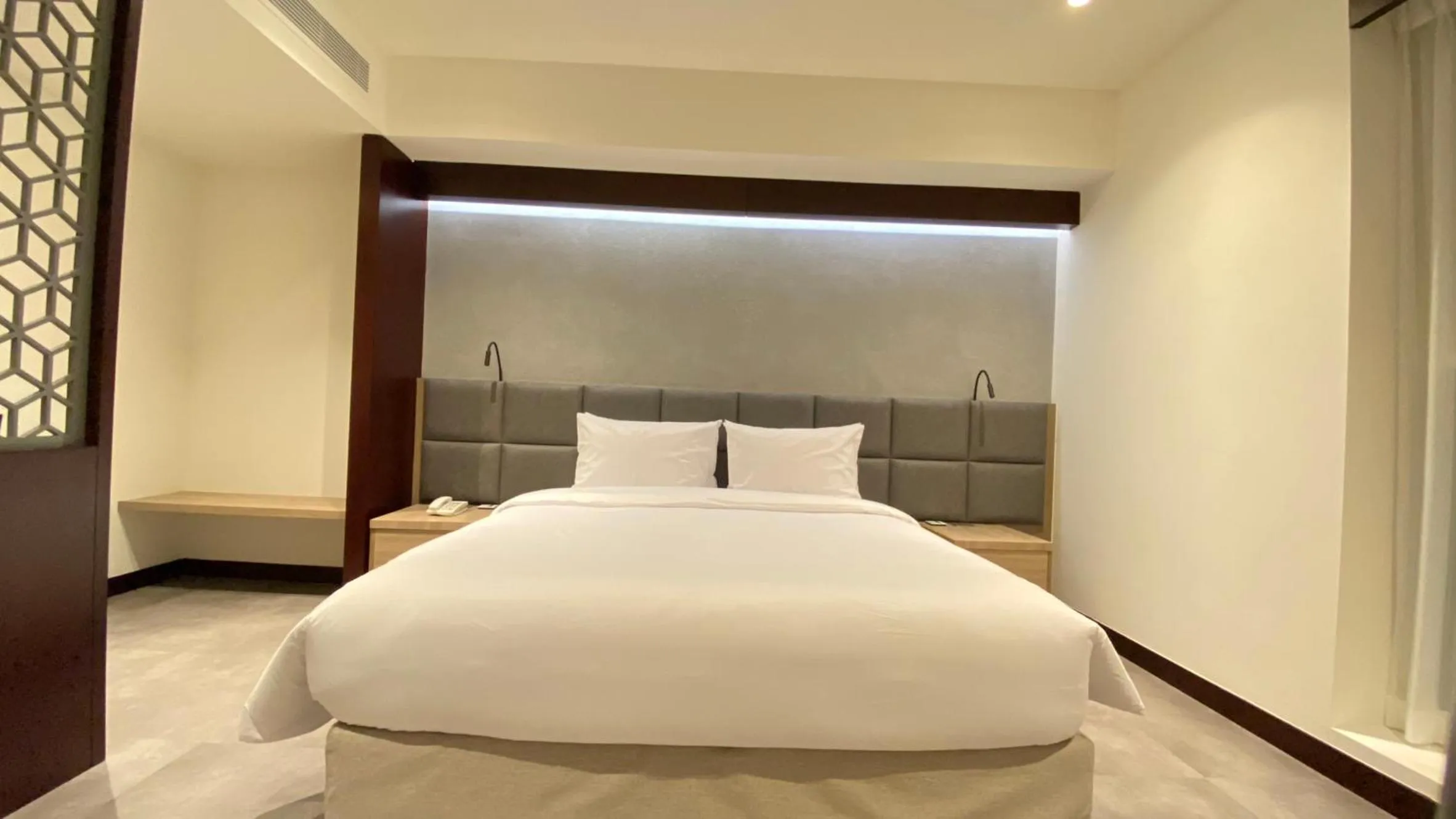 Bedroom, Bed in SITARA HOTEL APARTMENT