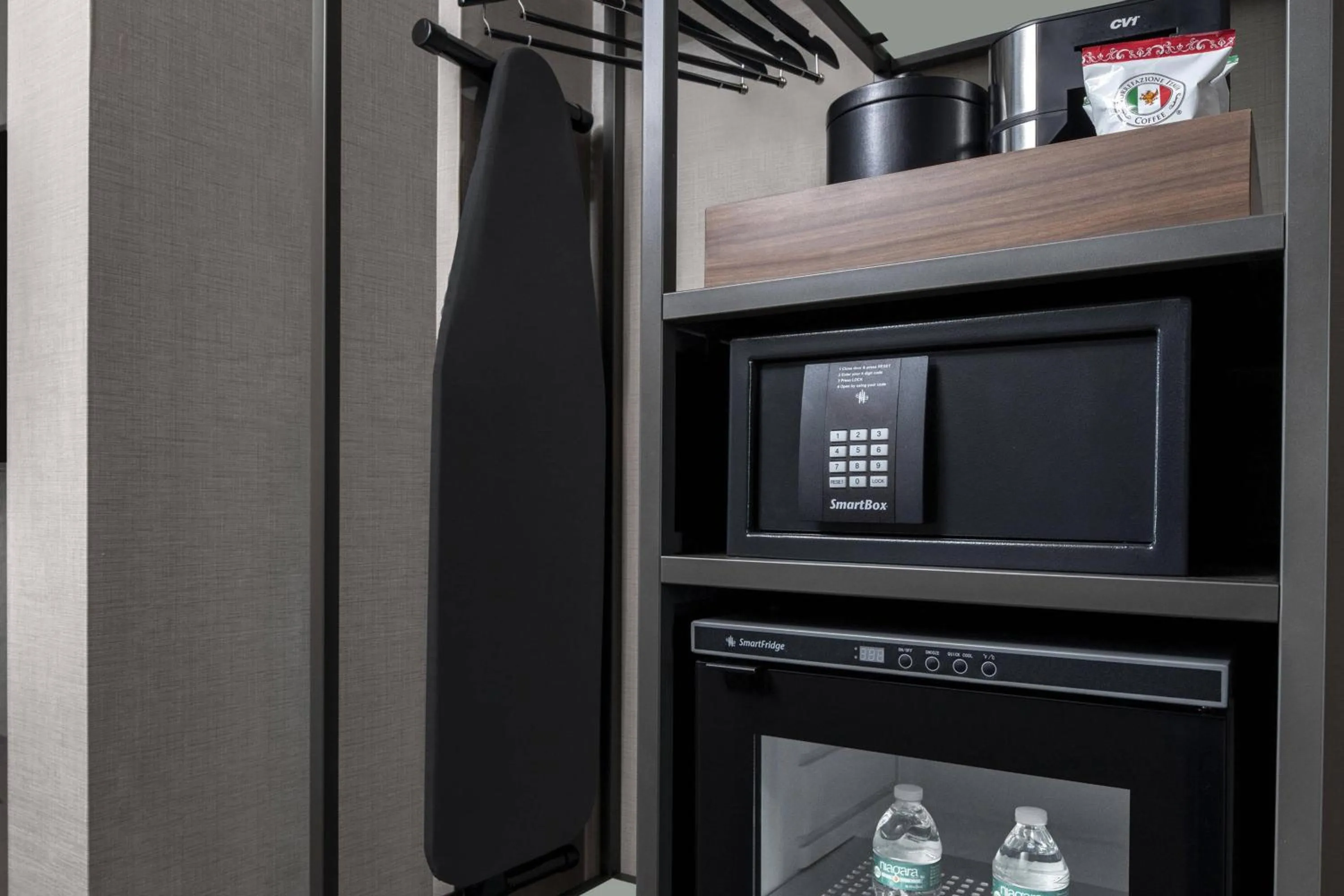 Photo of the whole room in AC Hotel by Marriott St Louis Central West End