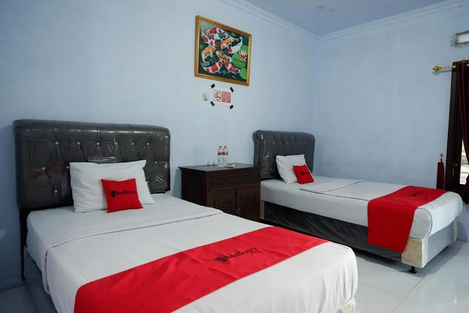 Twin Room in RedDoorz Syariah near Stasiun Pekalongan 3 Twin Room in RedDoorz Syariah near Stasiun Pekalongan 3