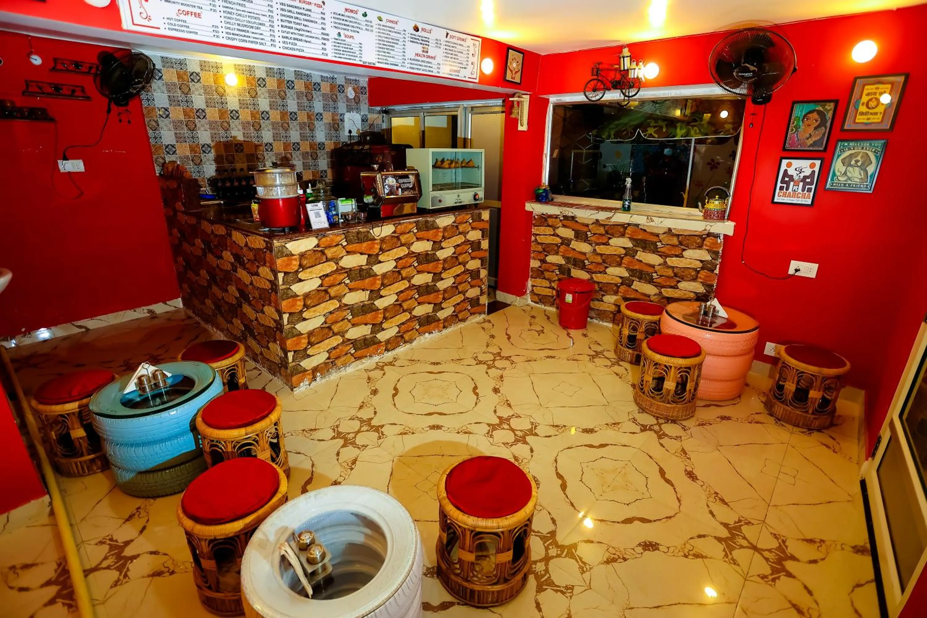 Restaurant/places to eat in Hotel Virasat Retreat