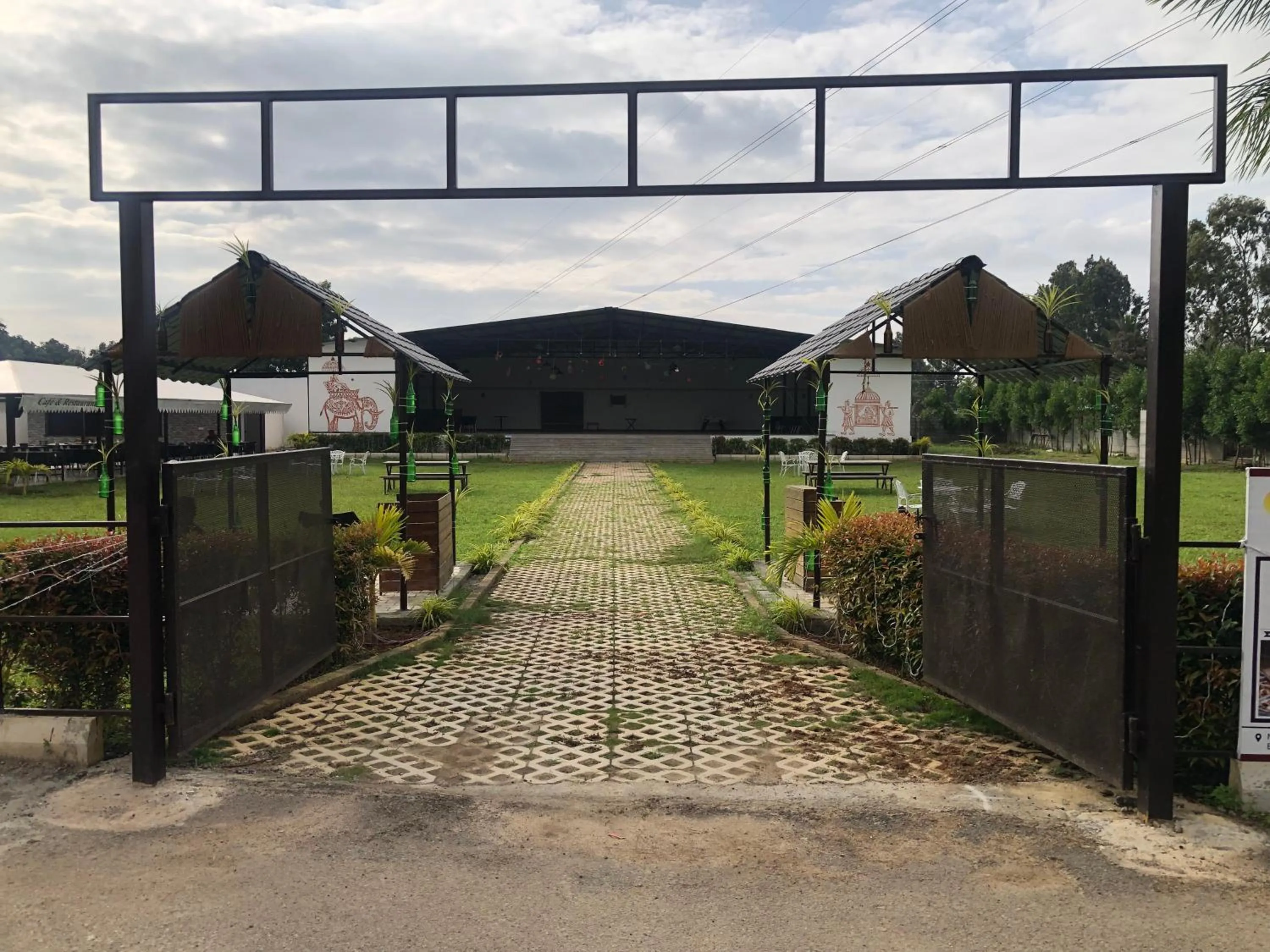 Entertainment in Vistar Resort & Hotels