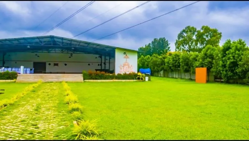 Property building in Vistar Resort & Hotels