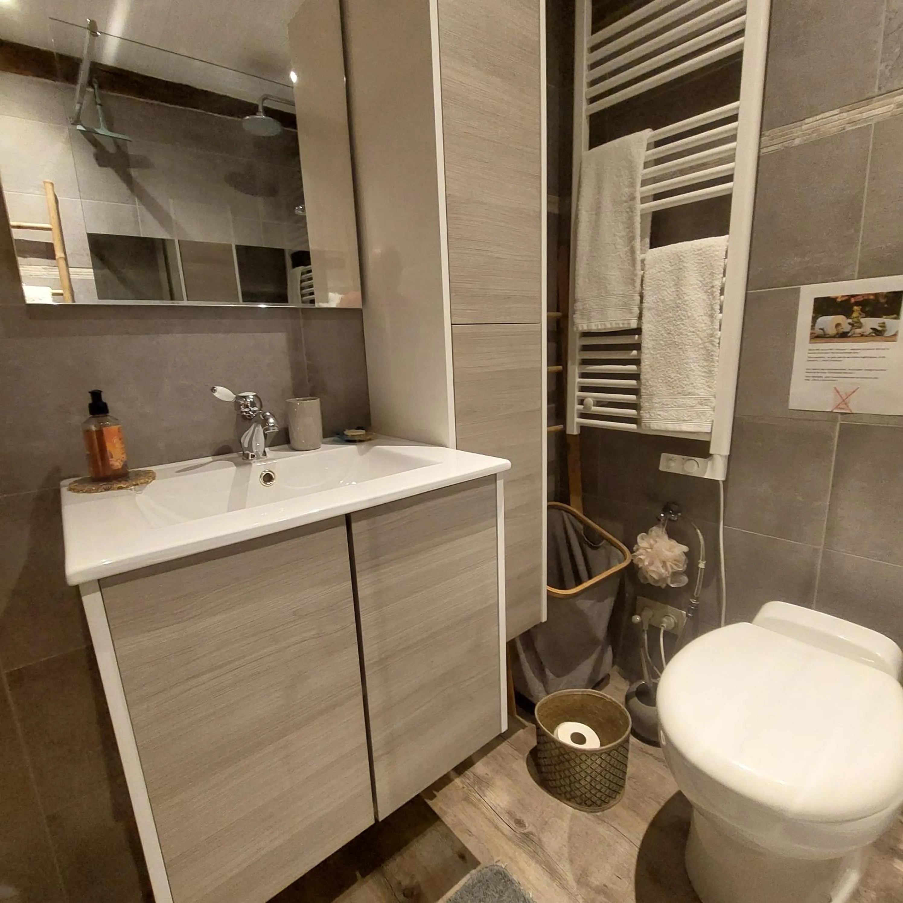 Shower in Les Arpents Verts