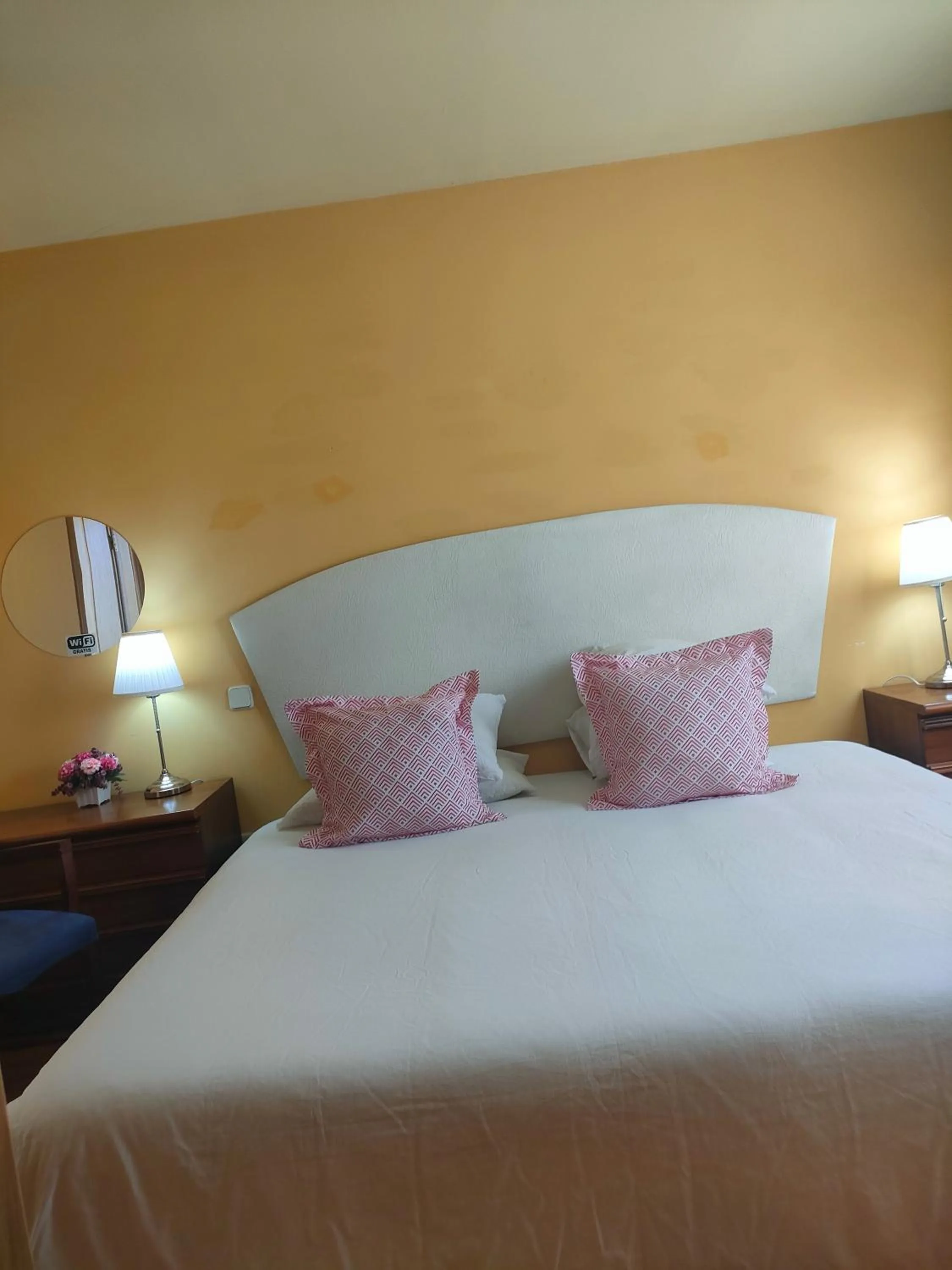 Bed in Hermosa Habitación amplia, fresca y tranquila.