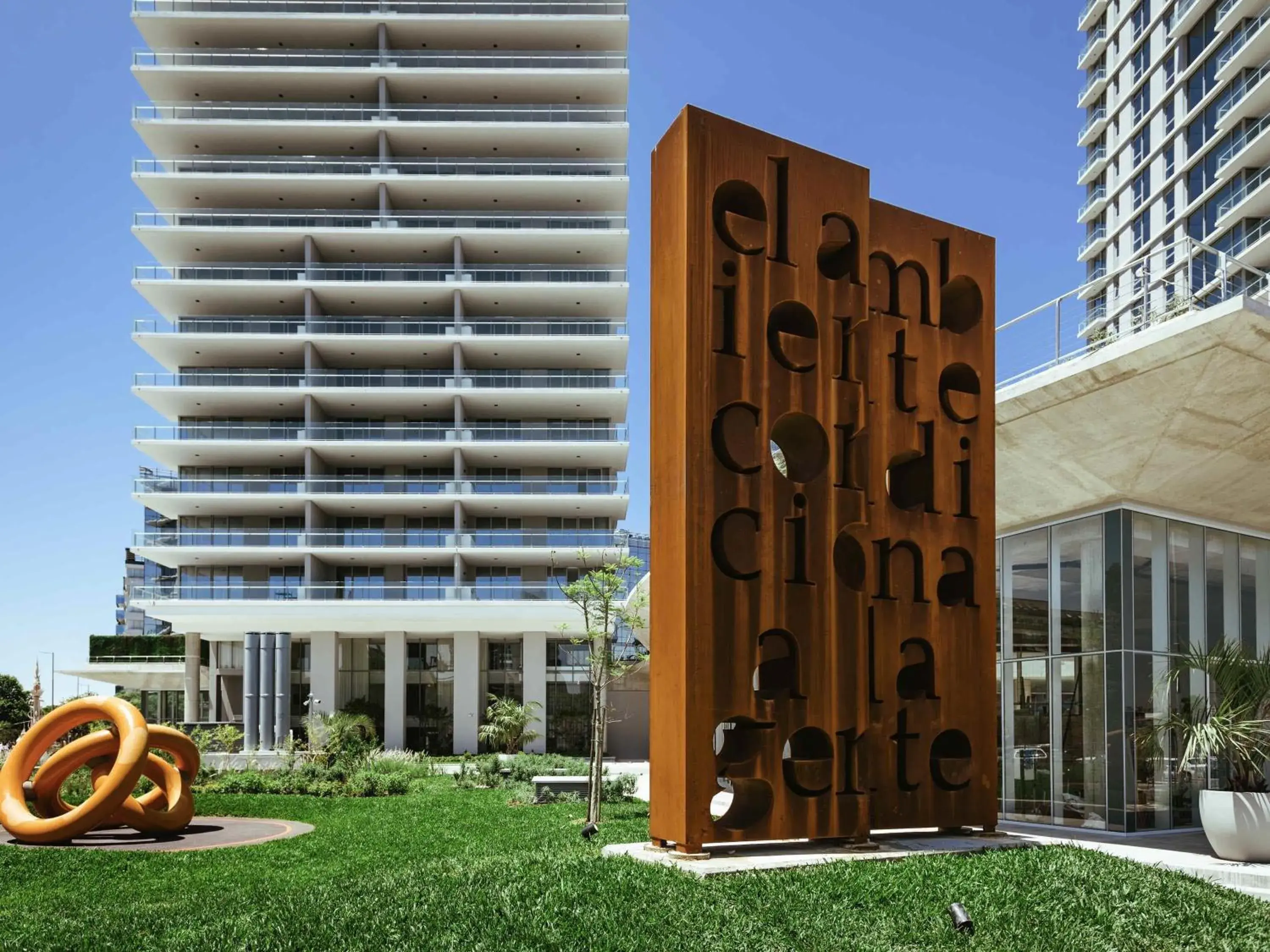 Property building in SLS Buenos Aires Puerto Madero Property building in SLS Buenos Aires Puerto Madero