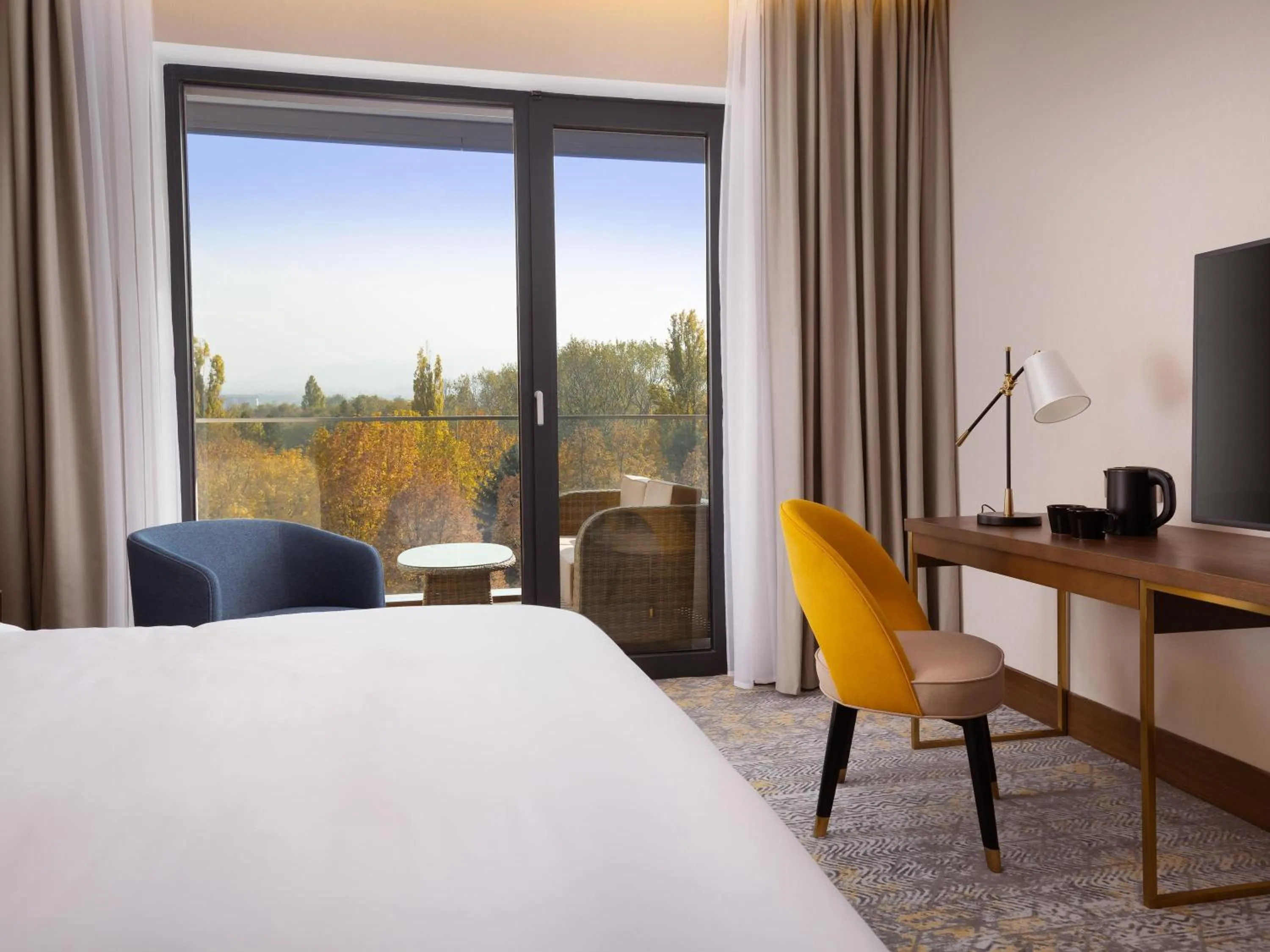 Bedroom, Bed in Swissôtel Wellness Resort Alatau Almaty