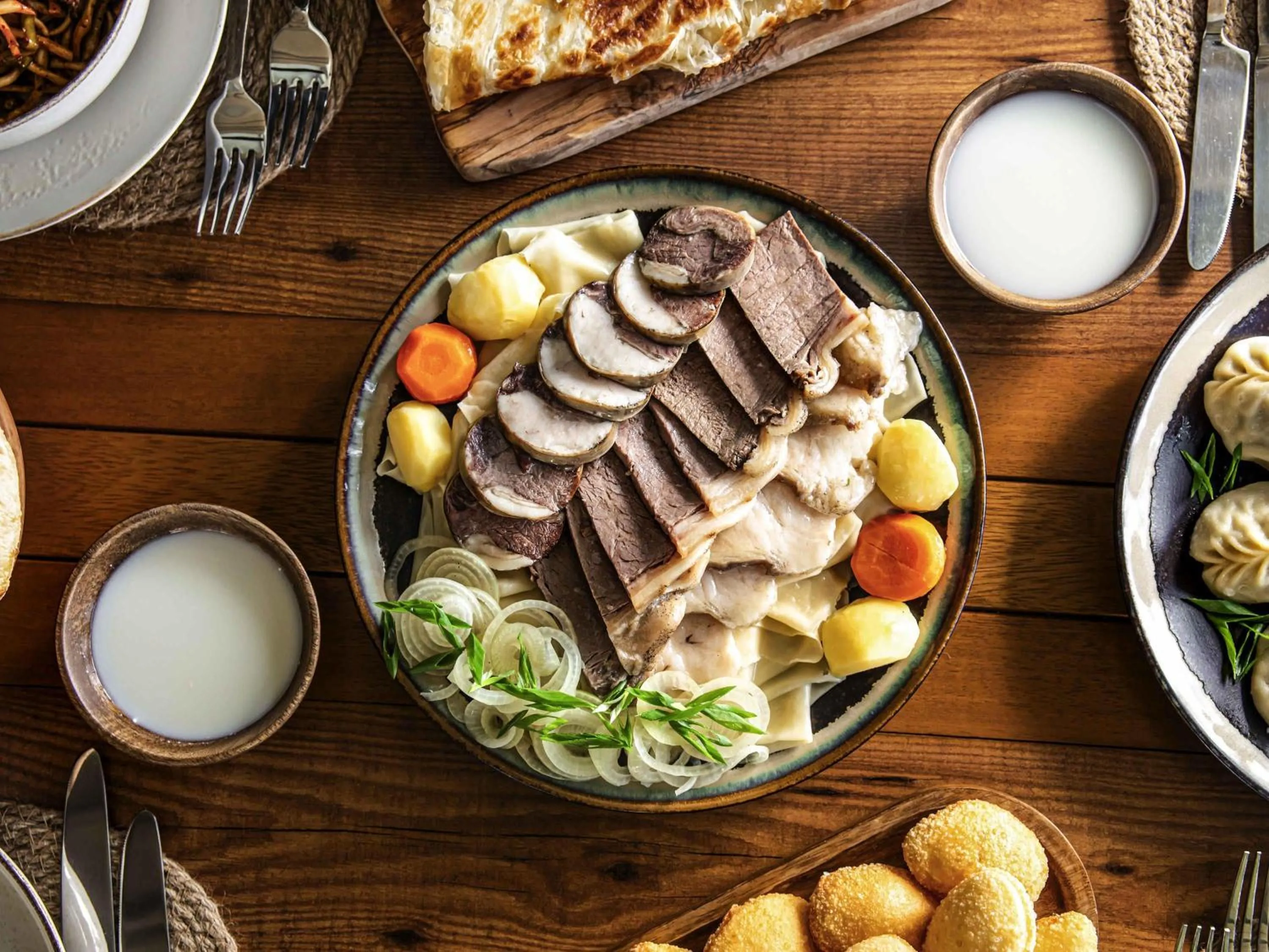 Restaurant/places to eat in Swissôtel Wellness Resort Alatau Almaty