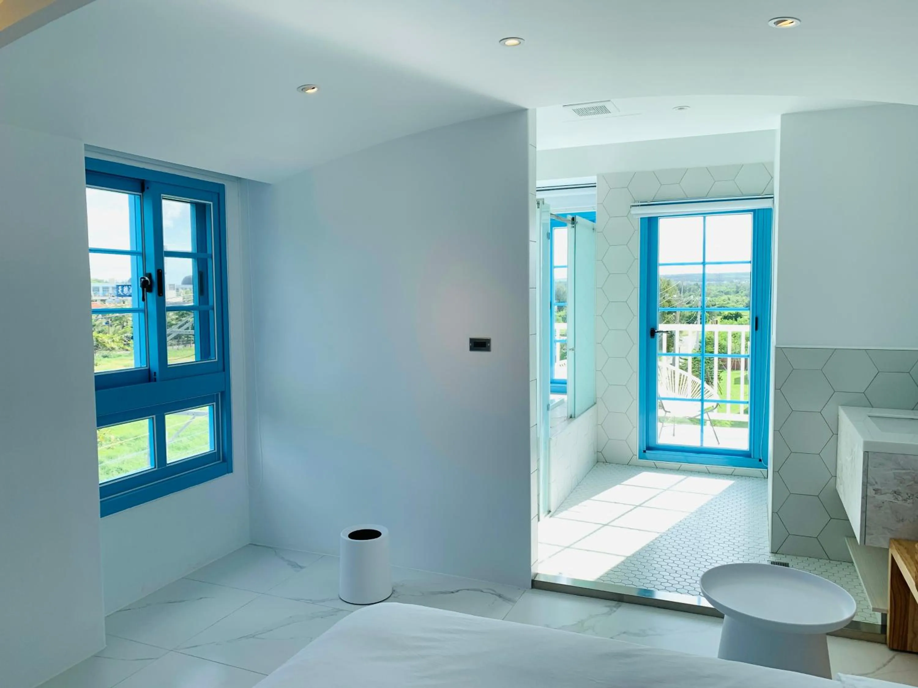 Bed in Little Greece