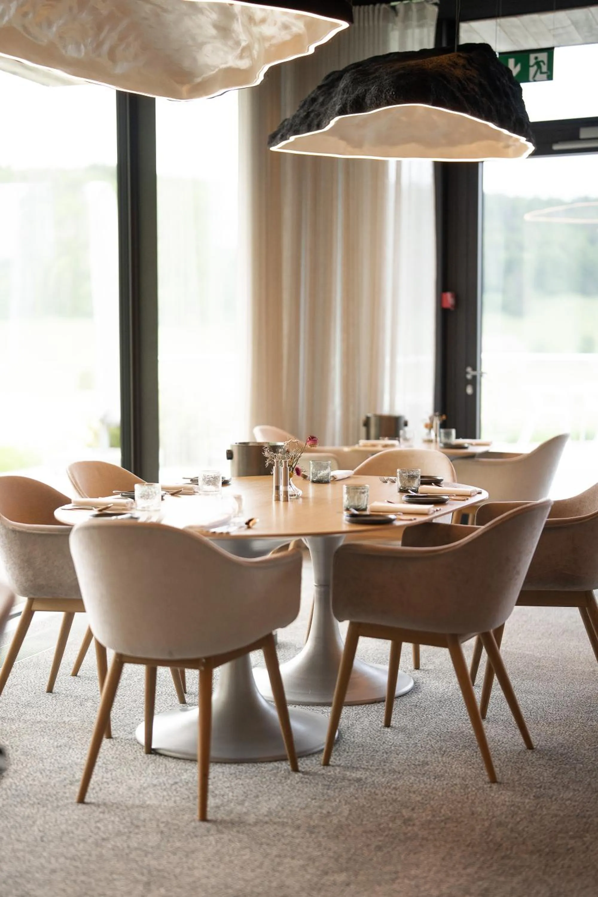 Restaurant/places to eat in Hôtel des Horlogers