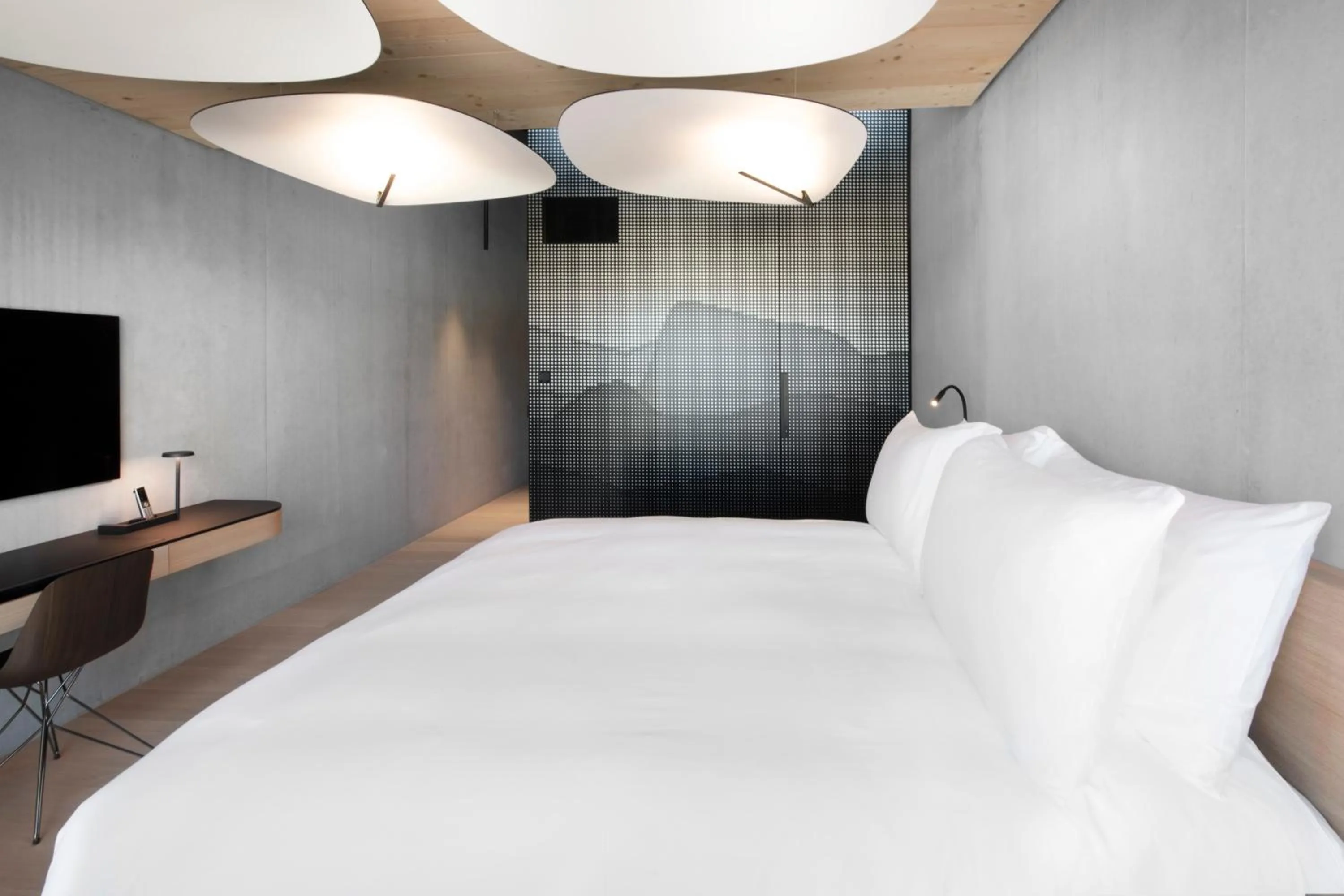 Photo of the whole room, Bed in Hôtel des Horlogers