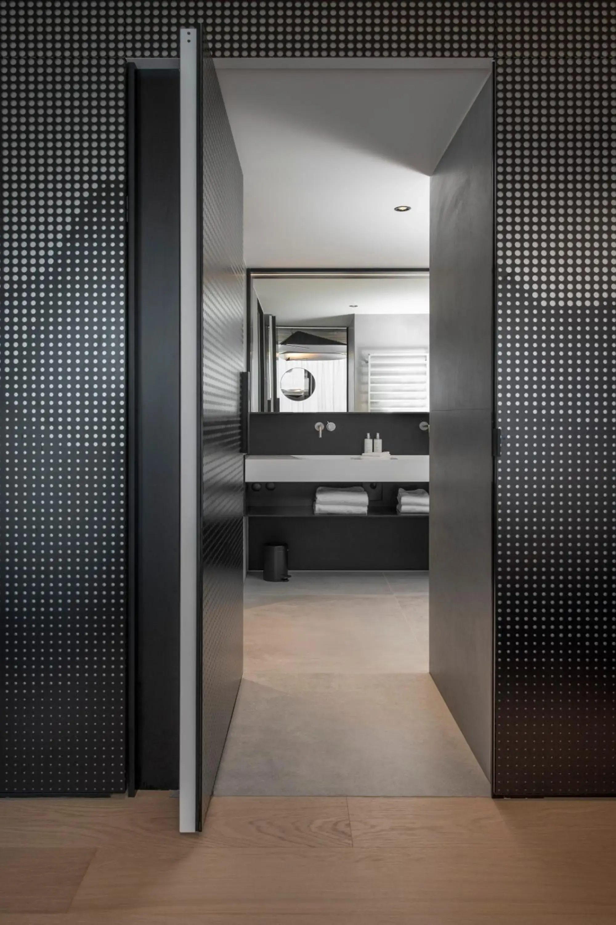 Bathroom in Hôtel des Horlogers Bathroom in Hôtel des Horlogers