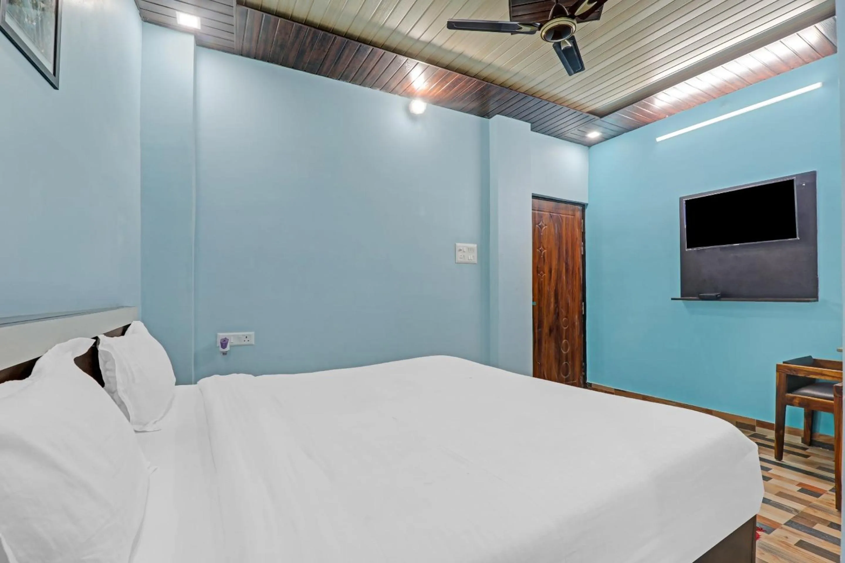 Bedroom, Bed in Hotel O Drip Inn