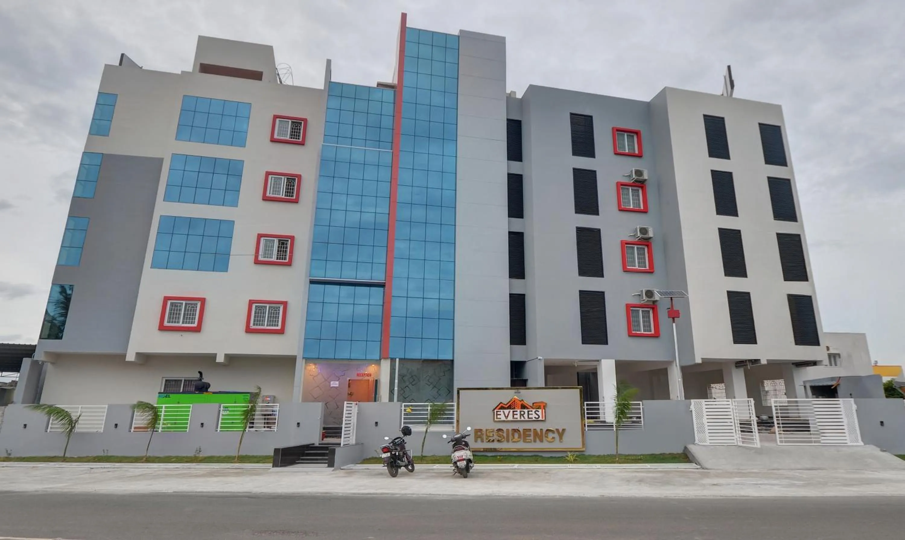 Property building in Treebo Everest Residency Tidel Park, 15 Mins From Coimbatore International Airport