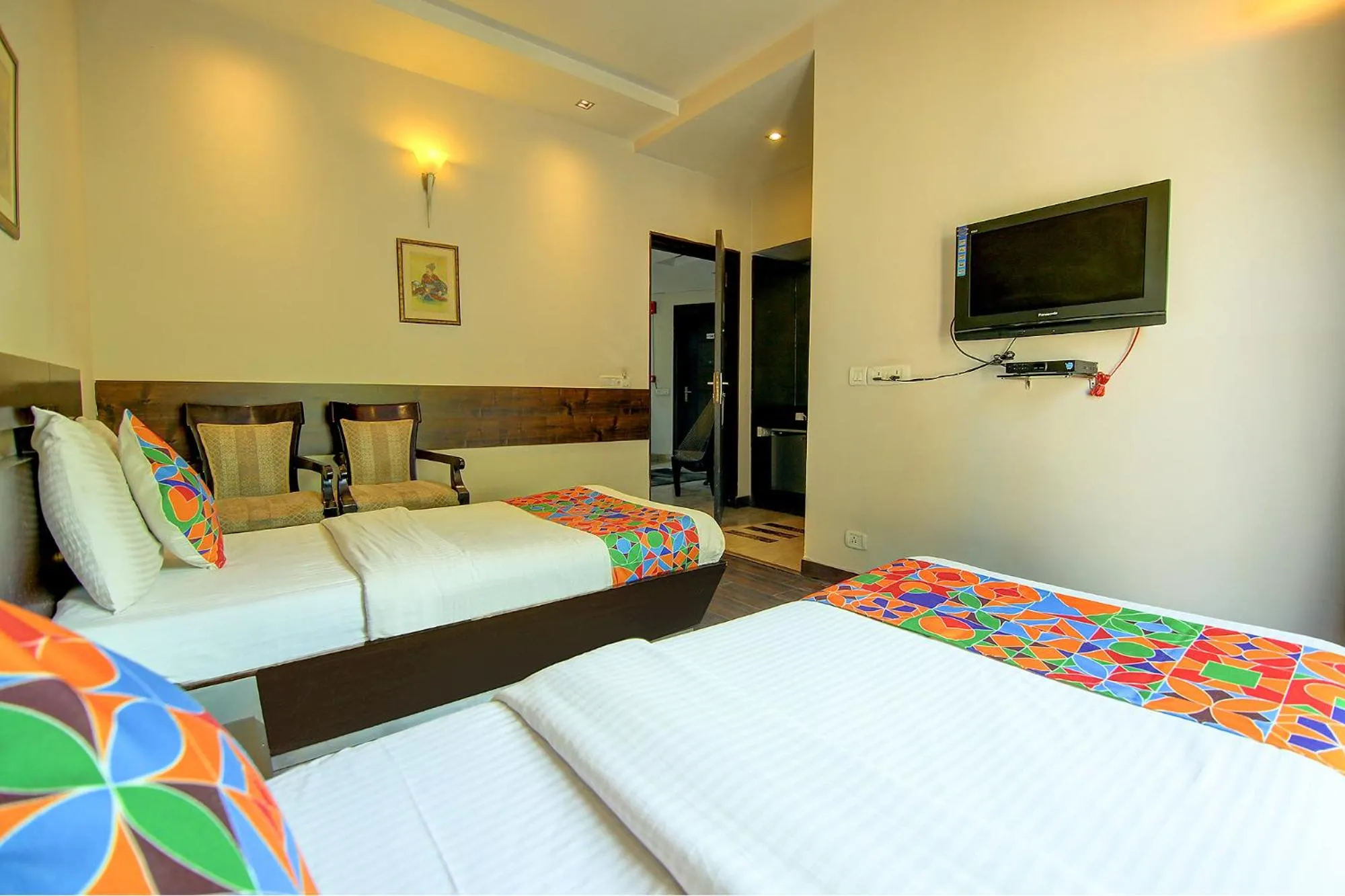 Bedroom, Bed in FabHotel Phoenix Hospitality Near DLF Cyber Hub & Metro, Gurugram